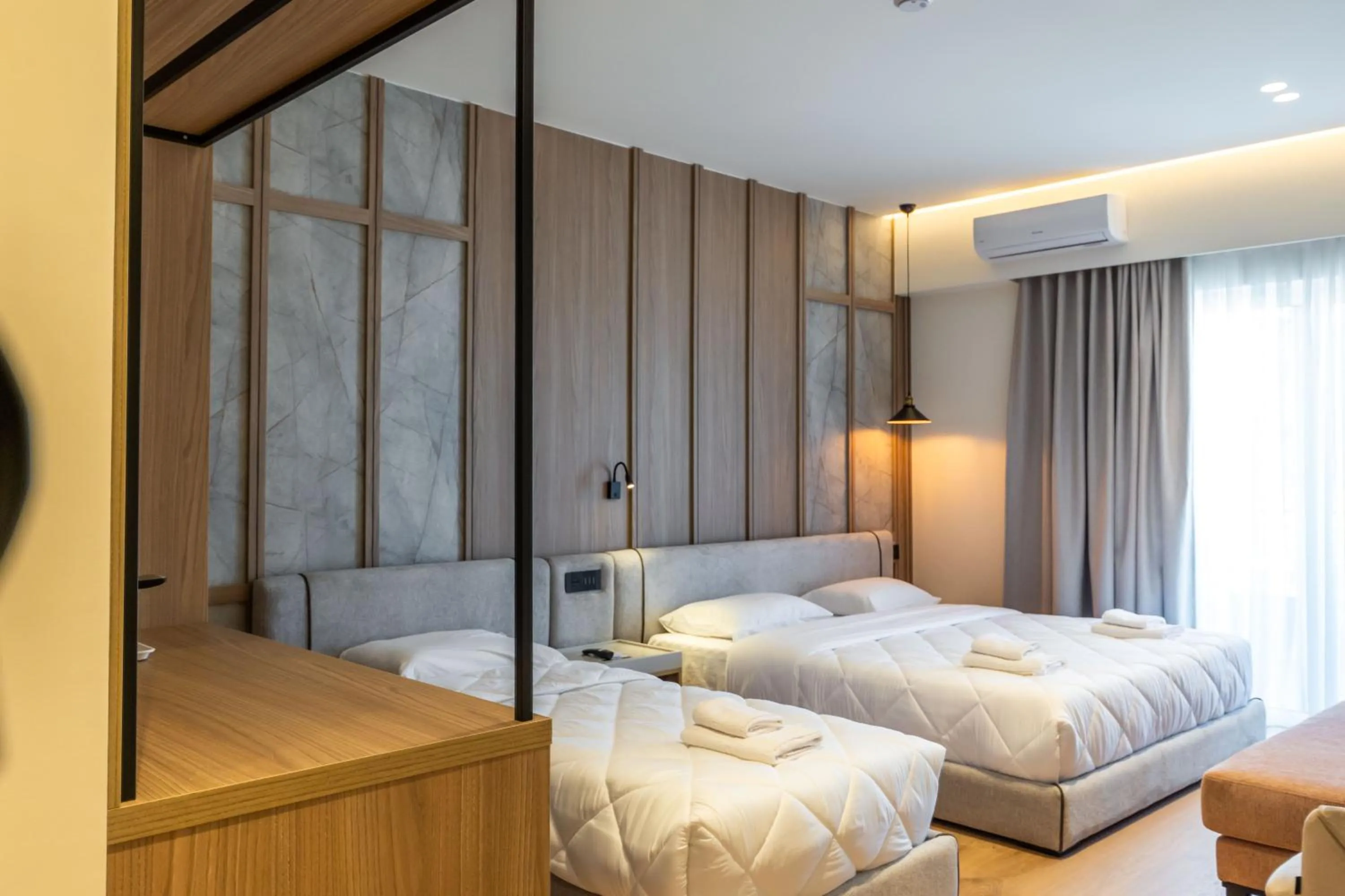 Photo of the whole room, Bed in Heksamil Hotel