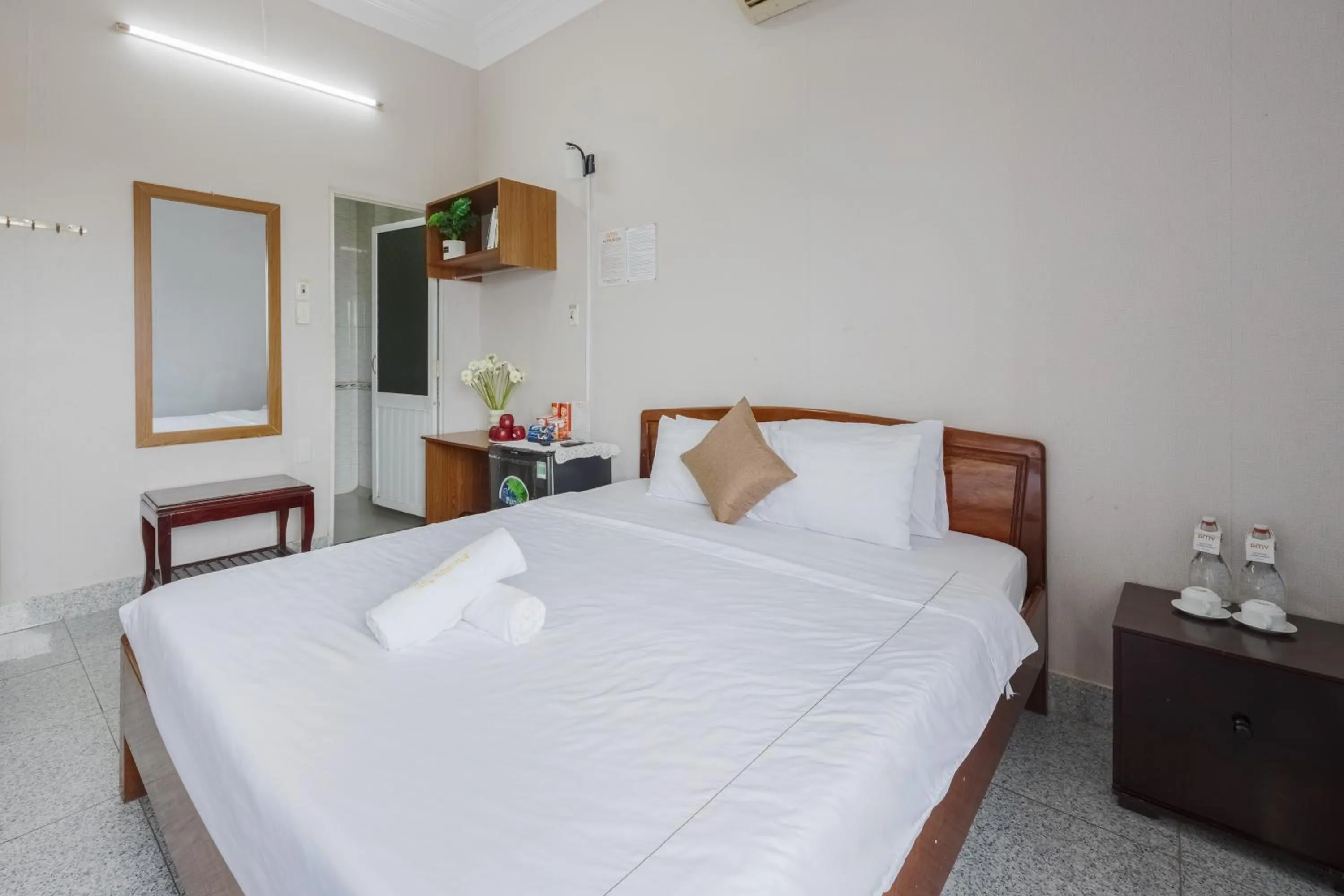 Single Room - single occupancy in Amy Hotel Hue