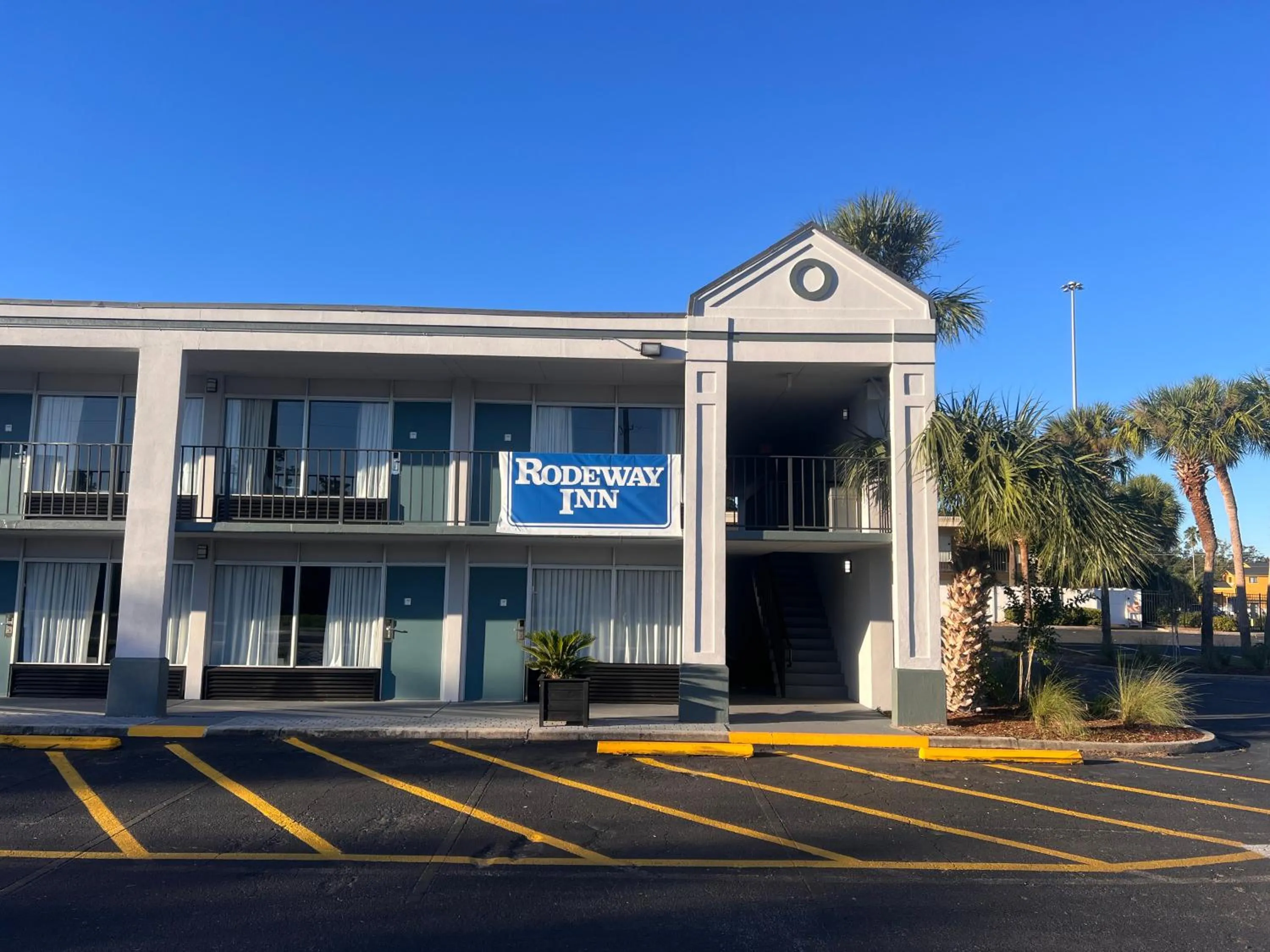 Property building in Rodeway Inn