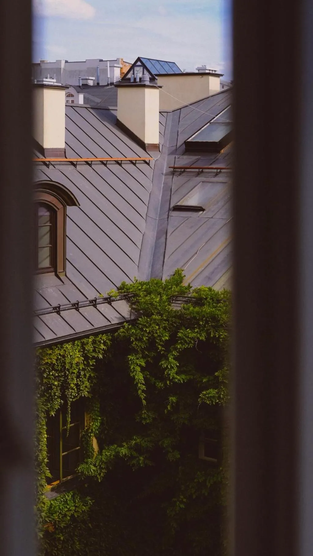 Property building in Too-Good Apartments