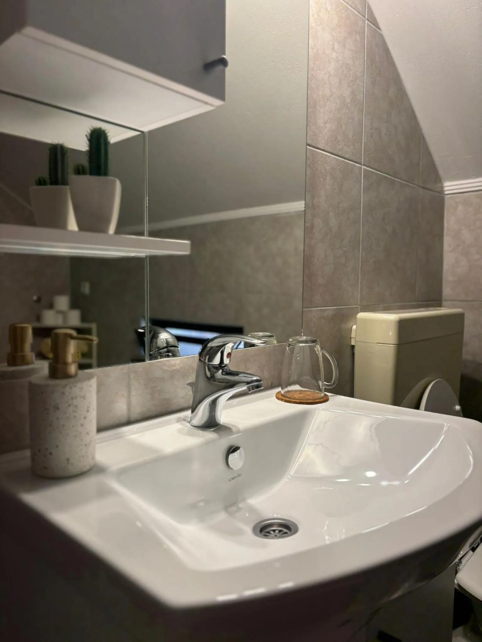 Bathroom in Apartment Jelena