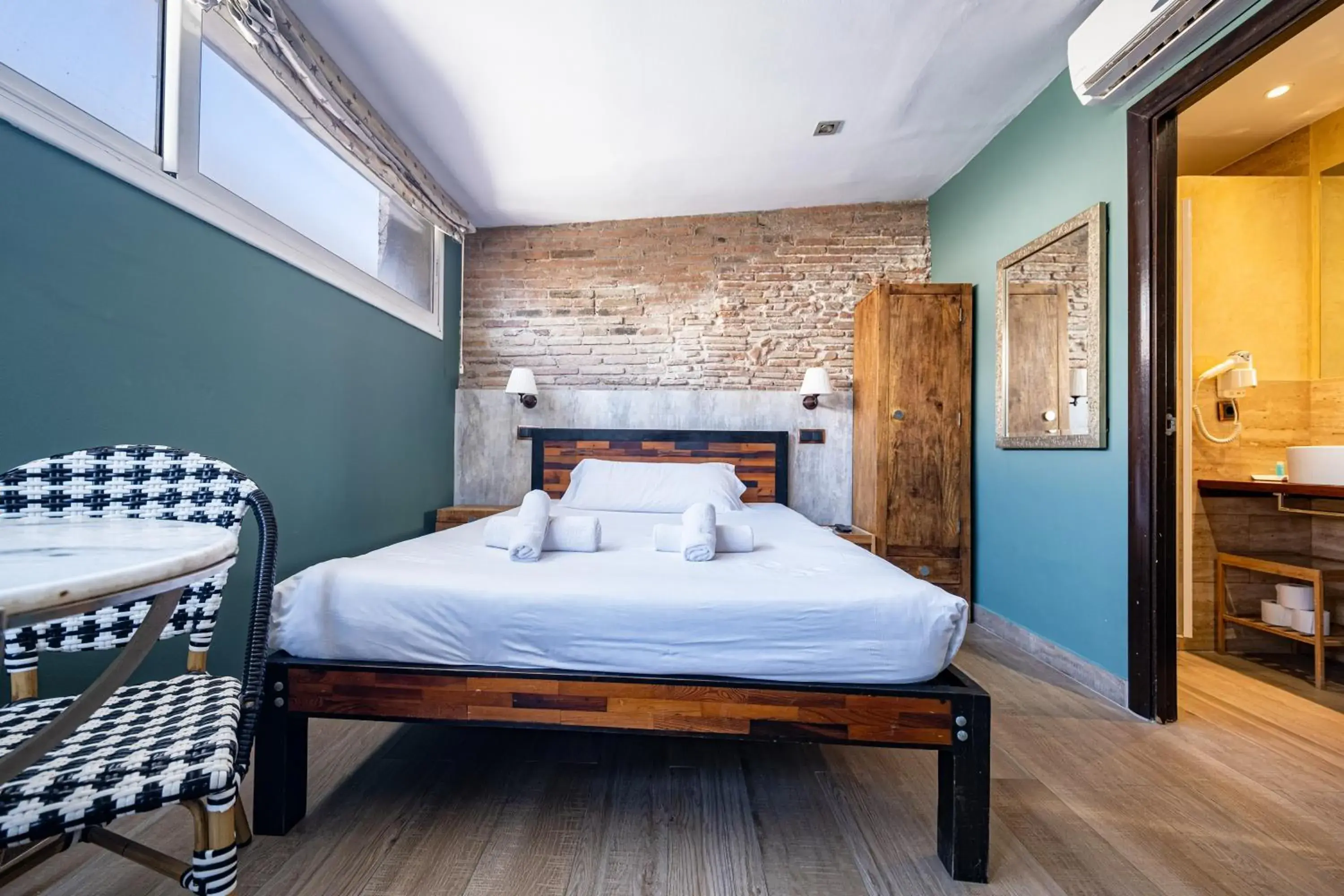 Photo of the whole room, Bed in AinB Born-Dames Apartments Photo of the whole room, Bed in AinB Born-Dames Apartments