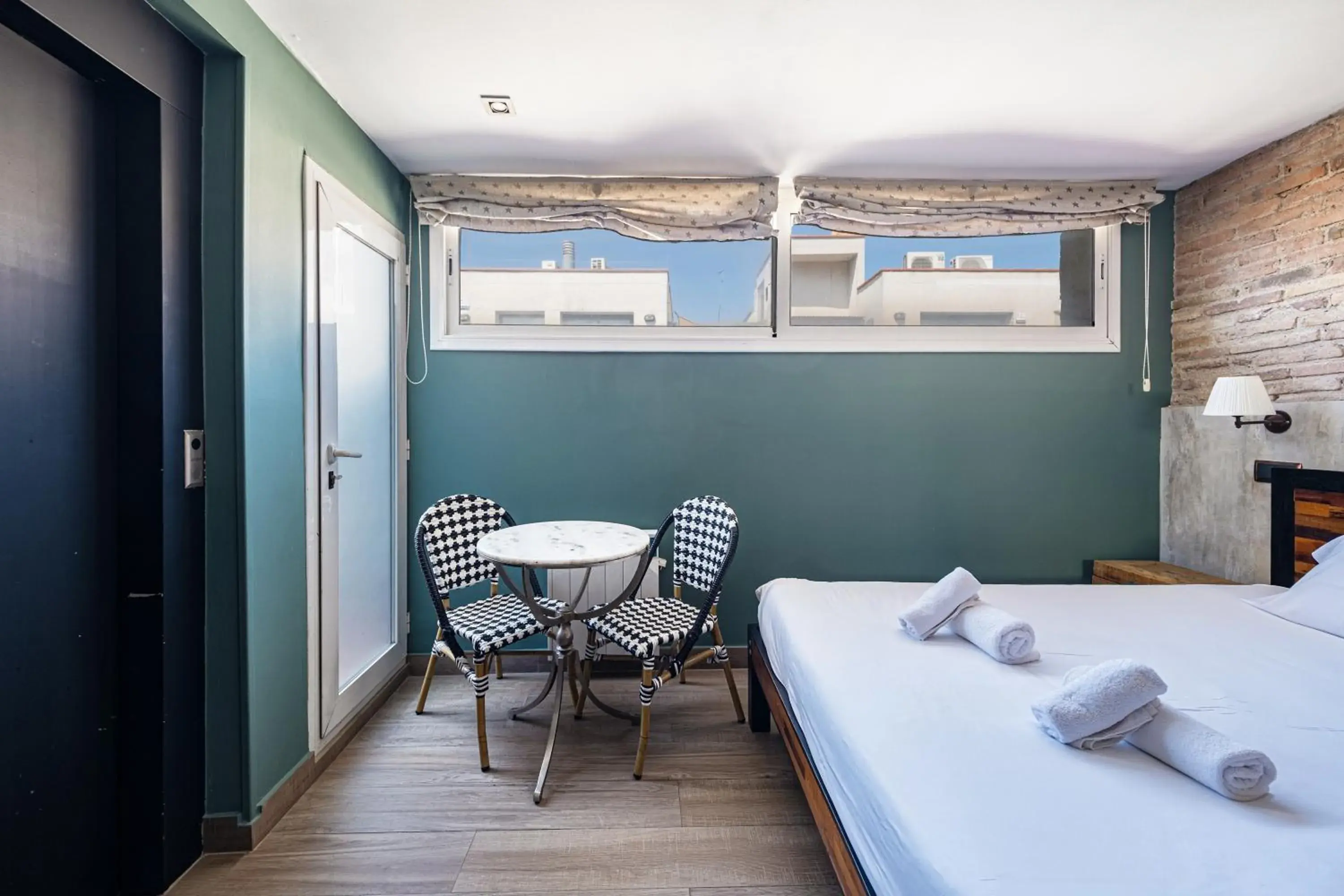 Photo of the whole room, Bed in AinB Born-Dames Apartments Photo of the whole room, Bed in AinB Born-Dames Apartments