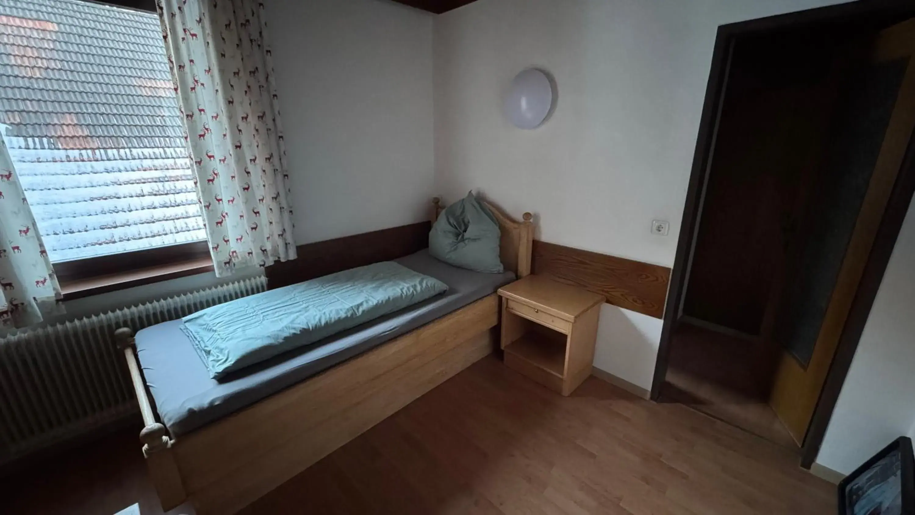 Single Room with Bathroom in Botenwirt - Self Check in Single Room with Bathroom in Botenwirt - Self Check in