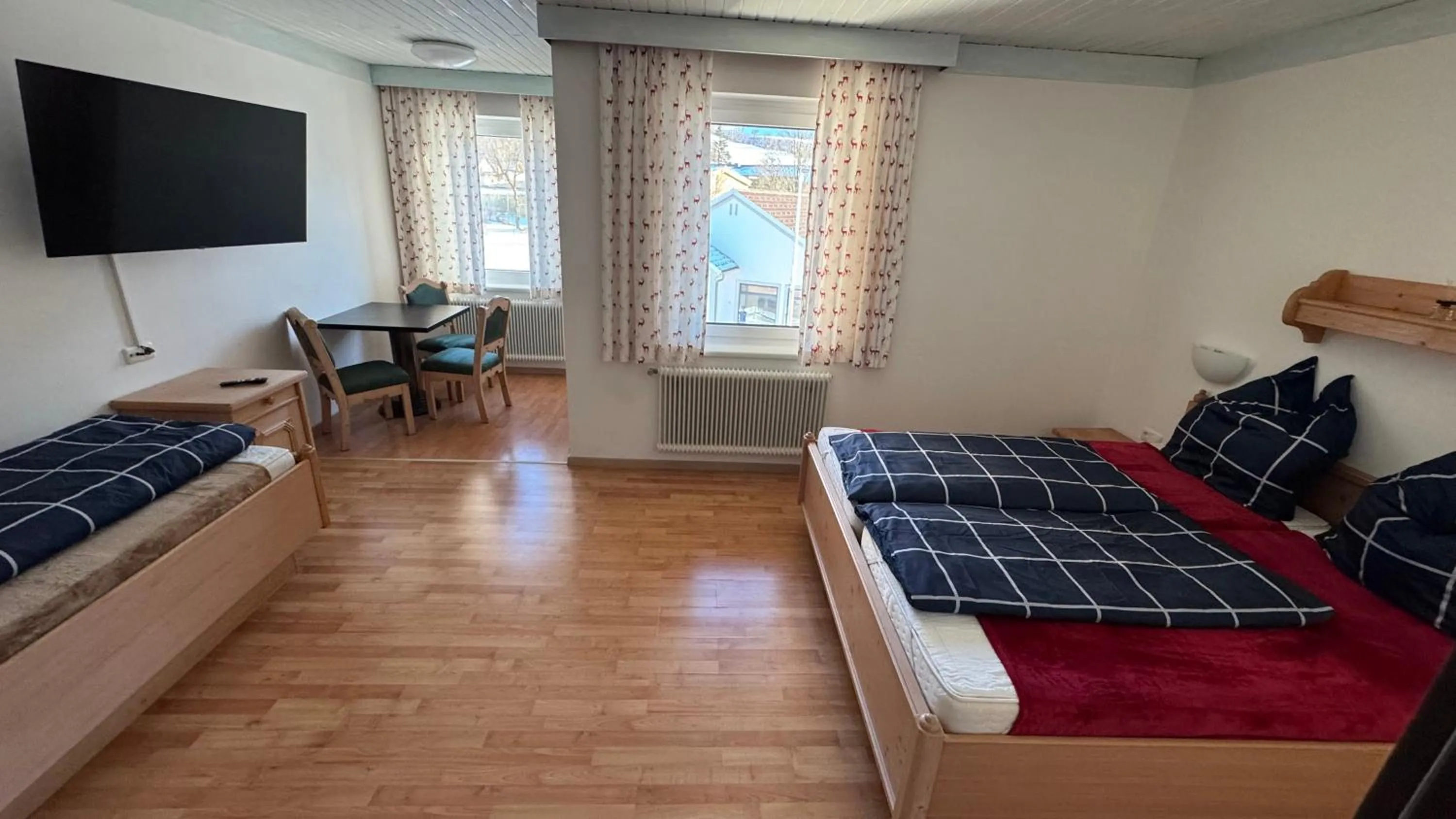 Bedroom, Bed in Botenwirt - Self Check in