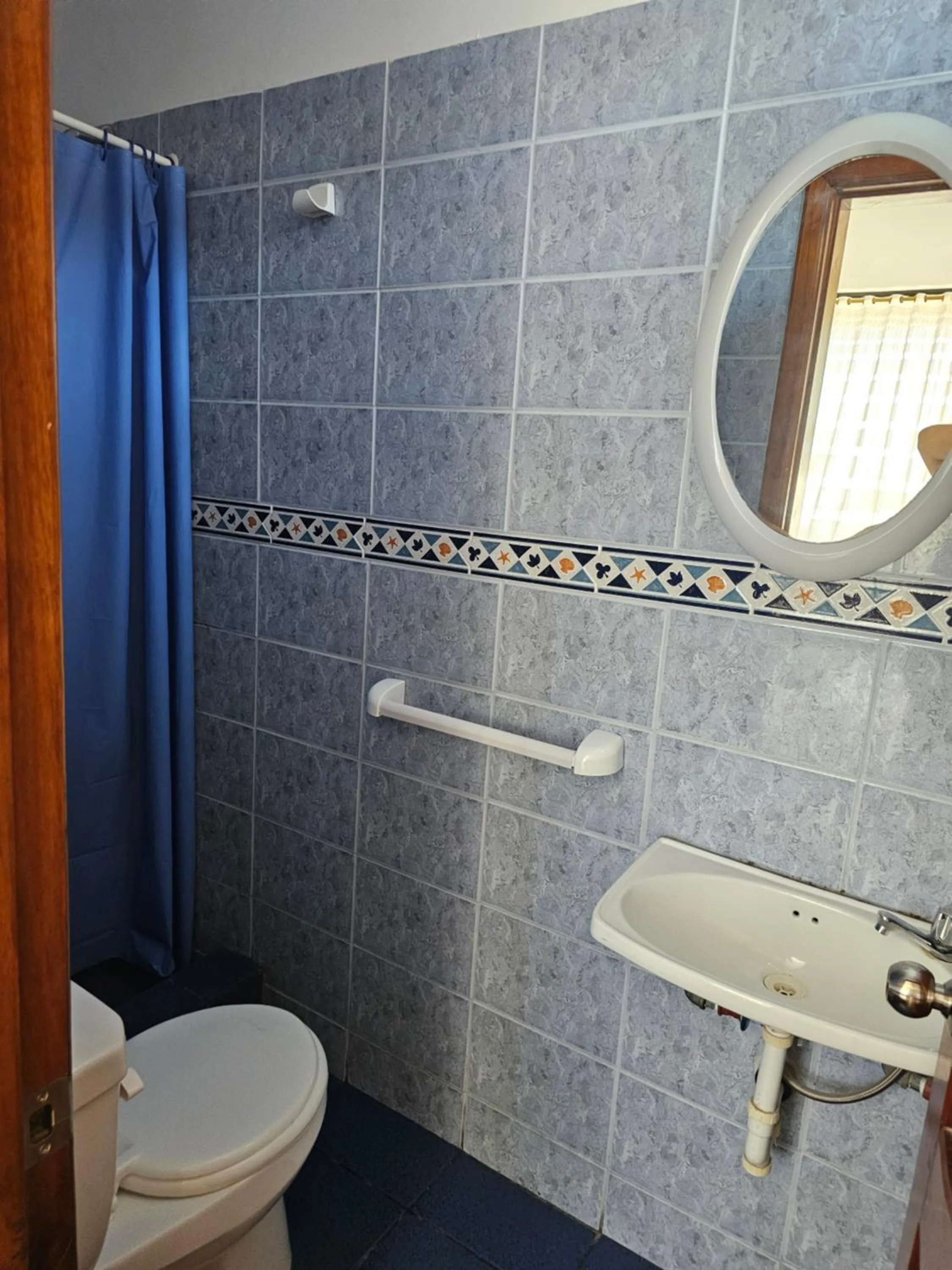 Shower in Hostal Haziel