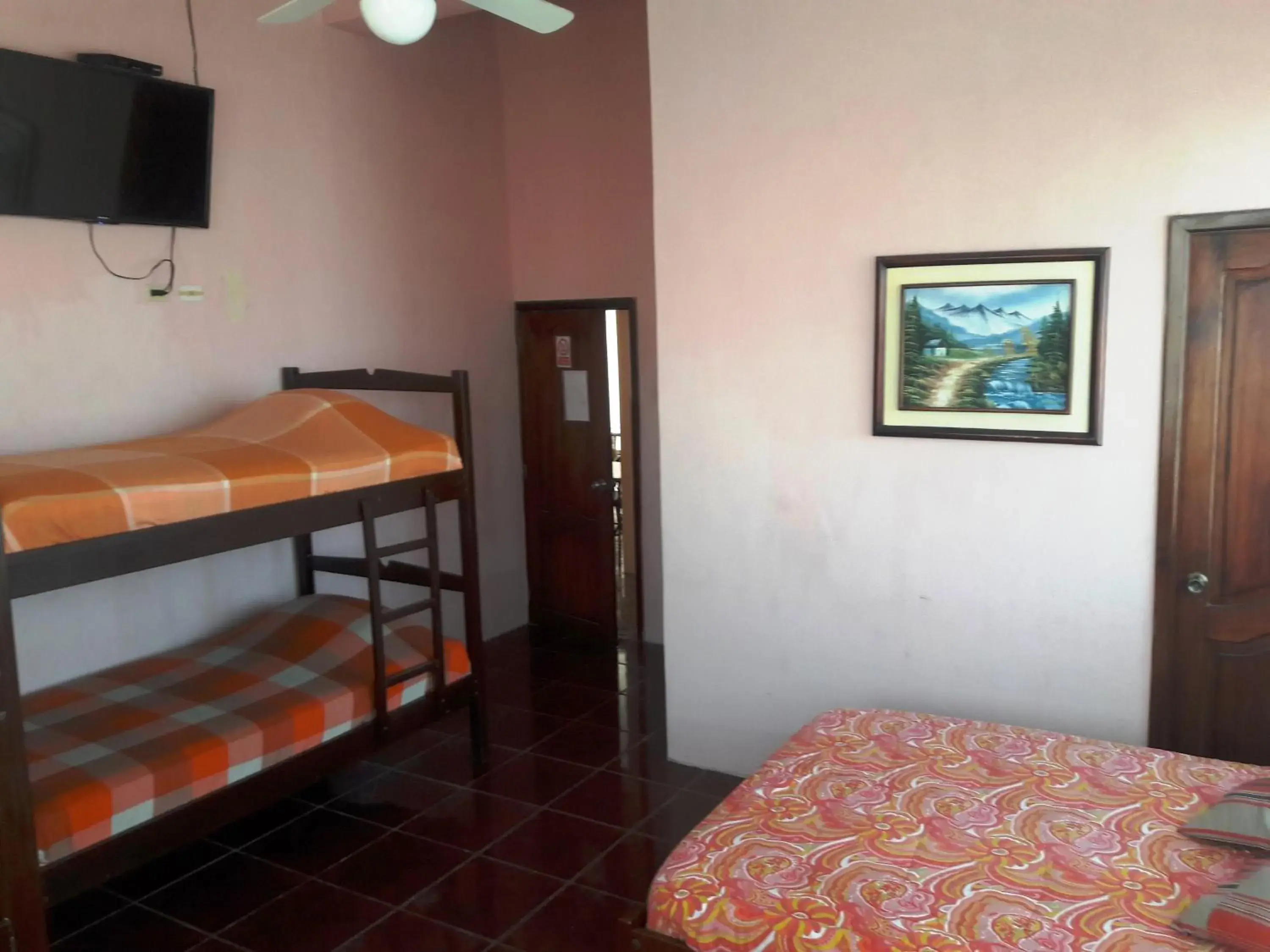 Superior Family Room in Hostal Haziel Superior Family Room in Hostal Haziel
