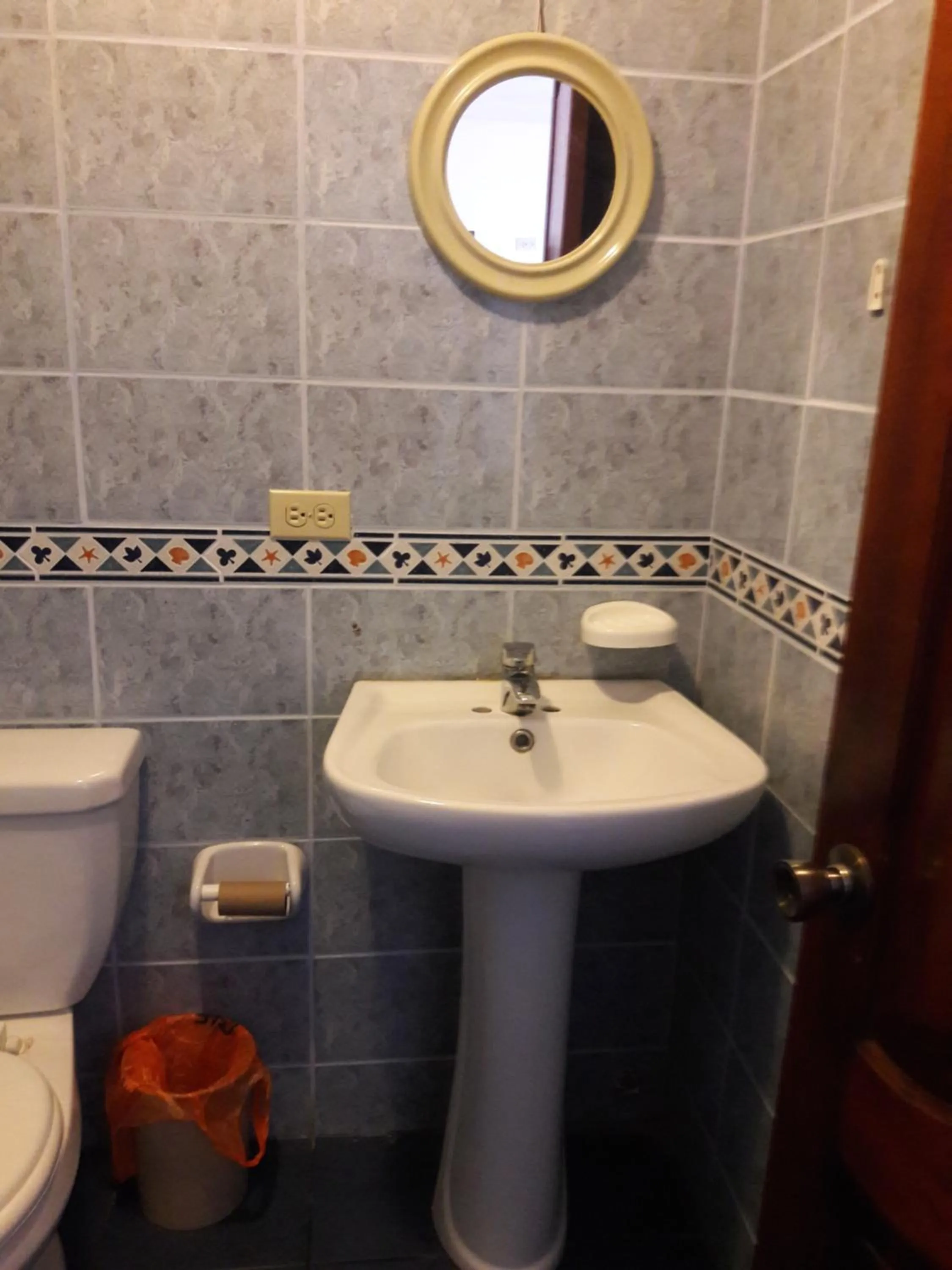 Bathroom in Hostal Haziel