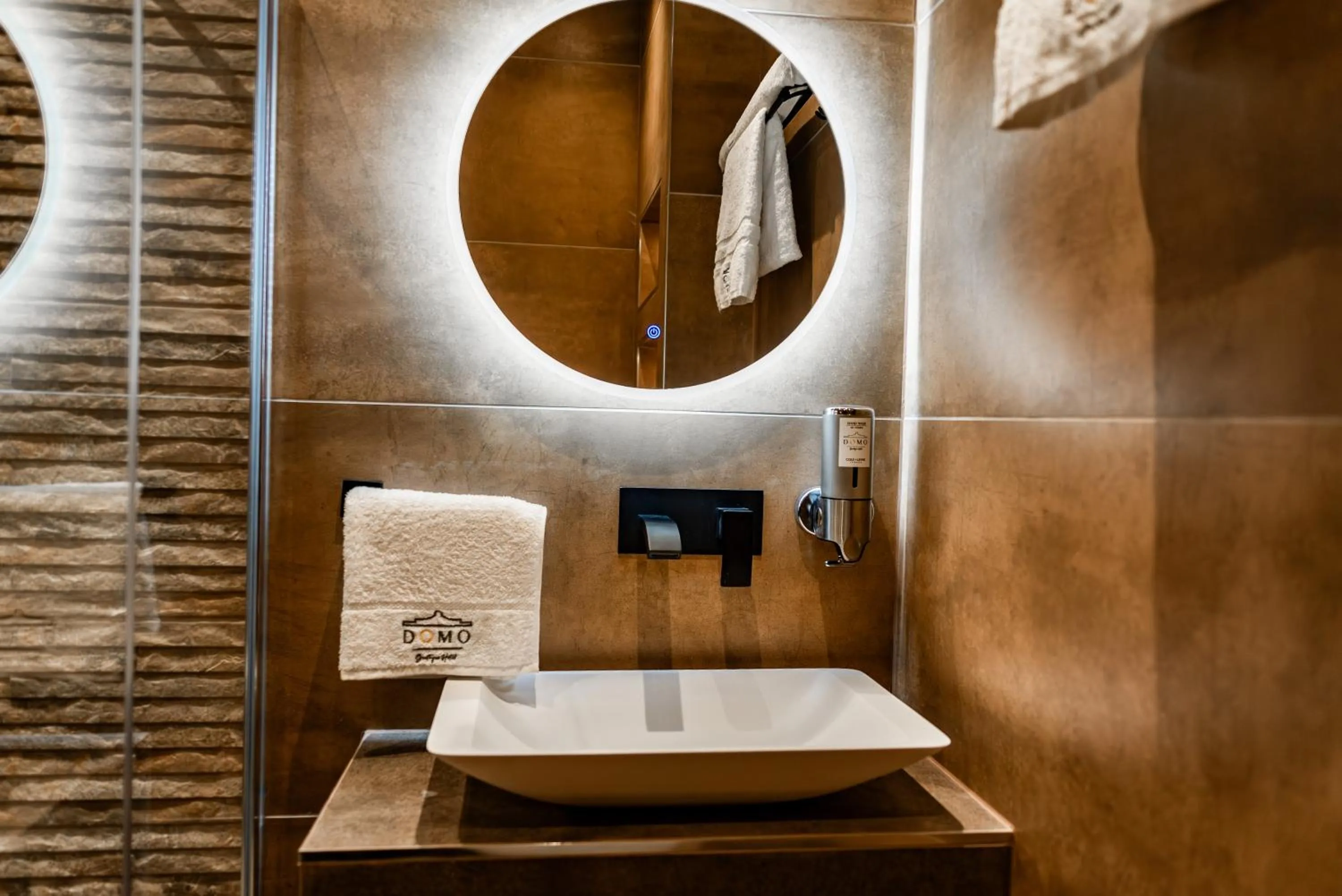 Shower in Domo Boutique Hotel Birmingham