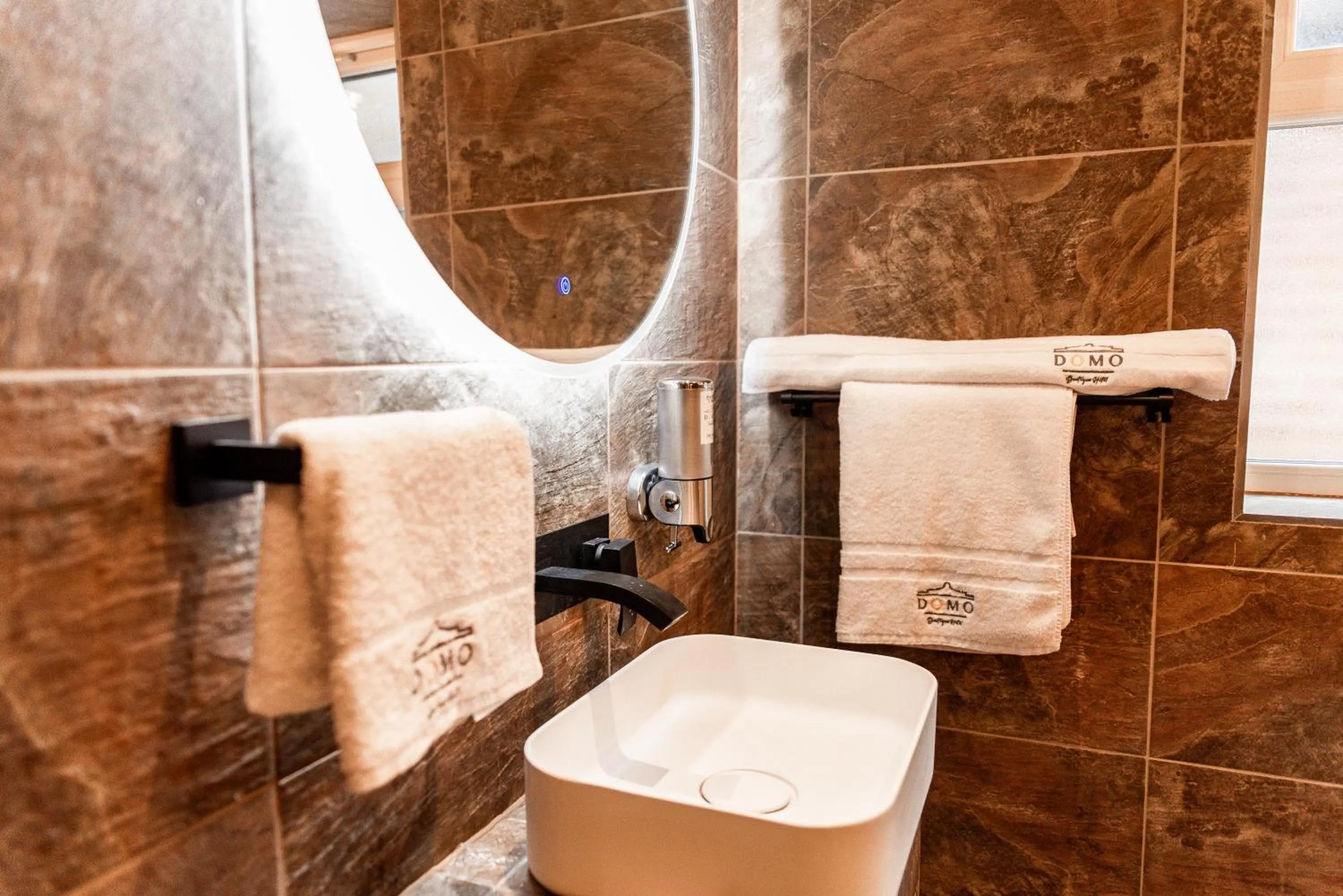 Shower in Domo Boutique Hotel Birmingham
