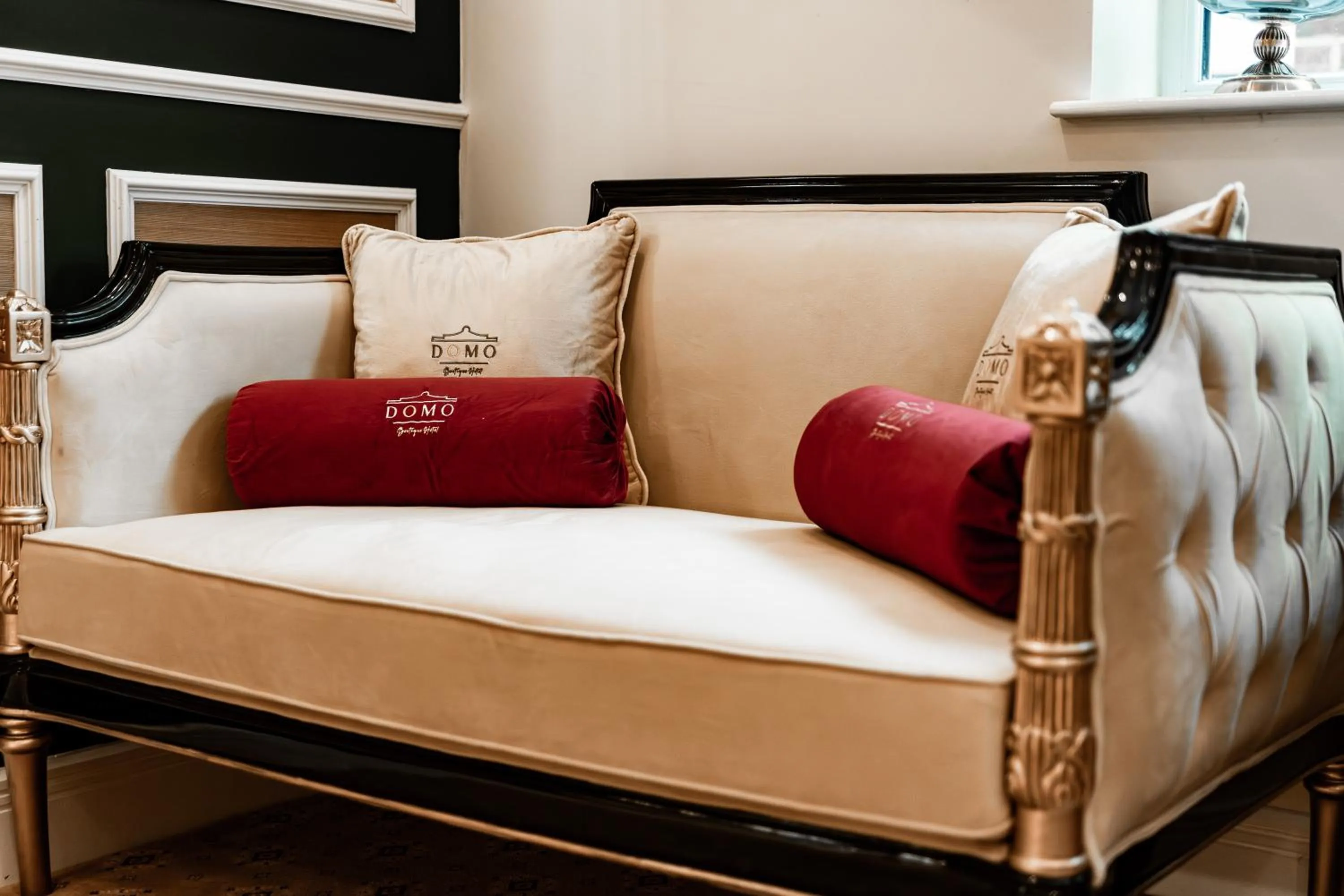 Living room, Bed in Domo Boutique Hotel Birmingham