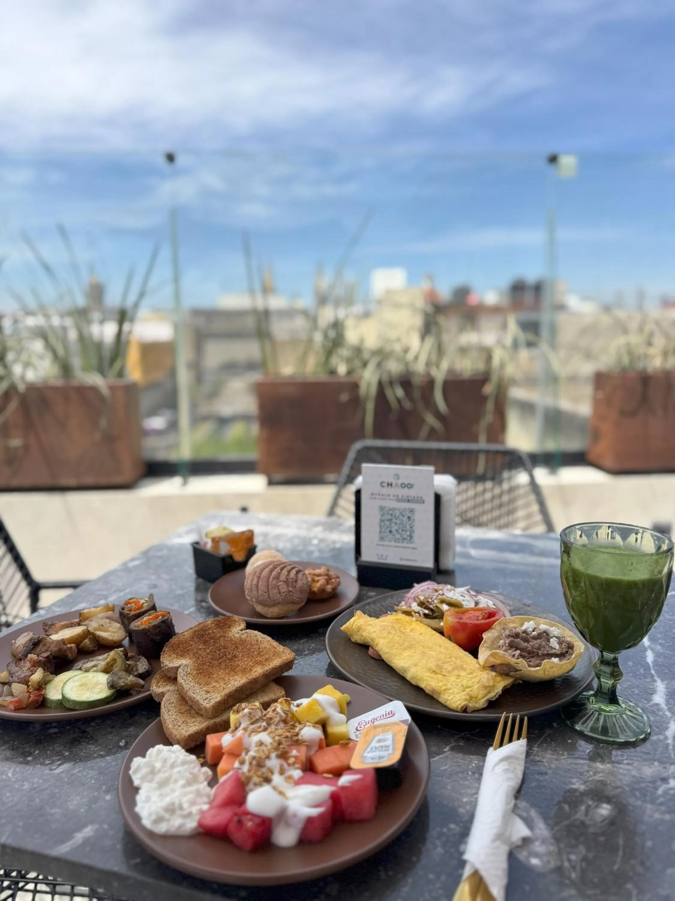 Restaurant/places to eat in Hotel Aló Degollado