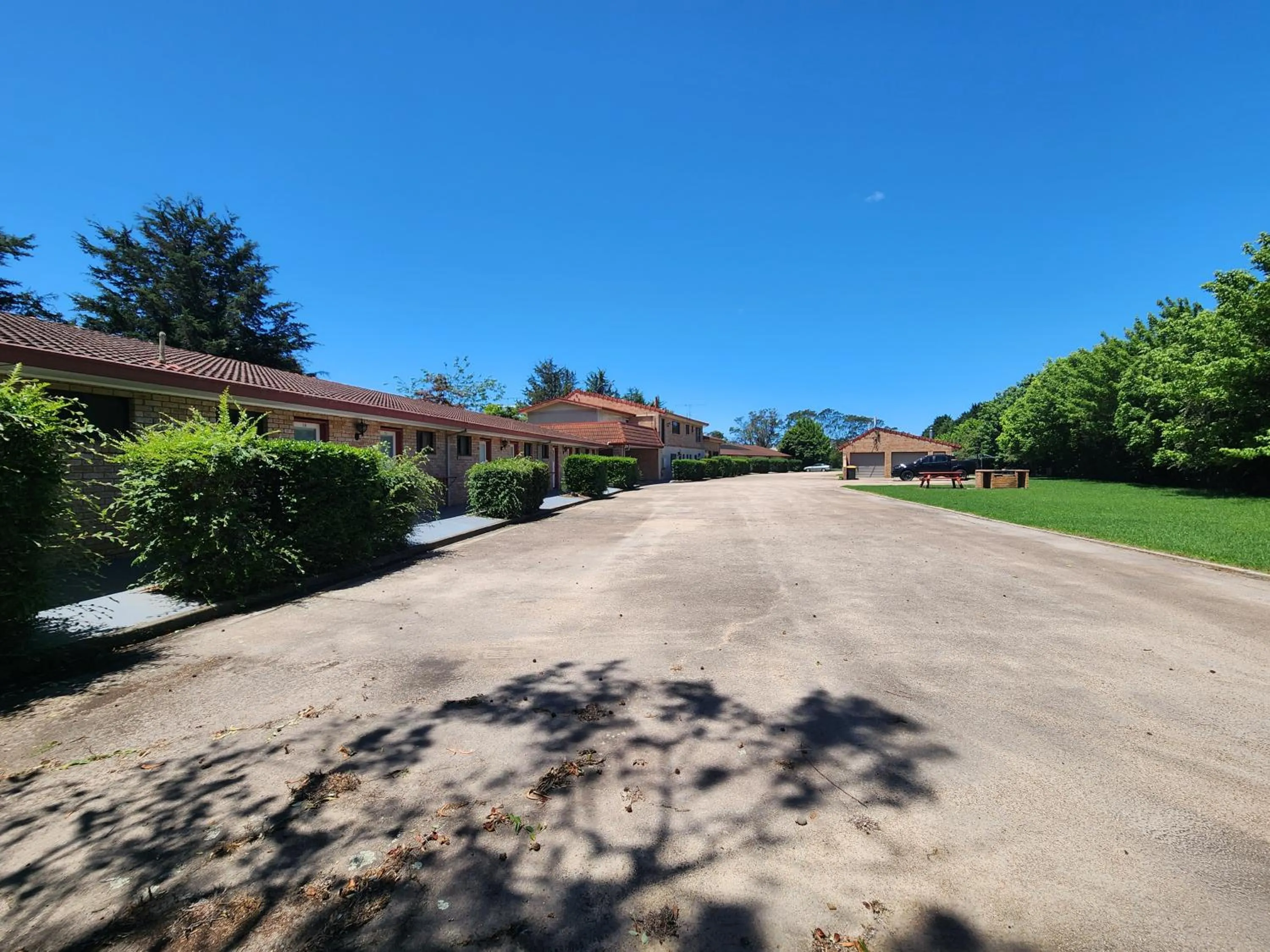 Property building in Idlewilde Town & Country Motor Inn