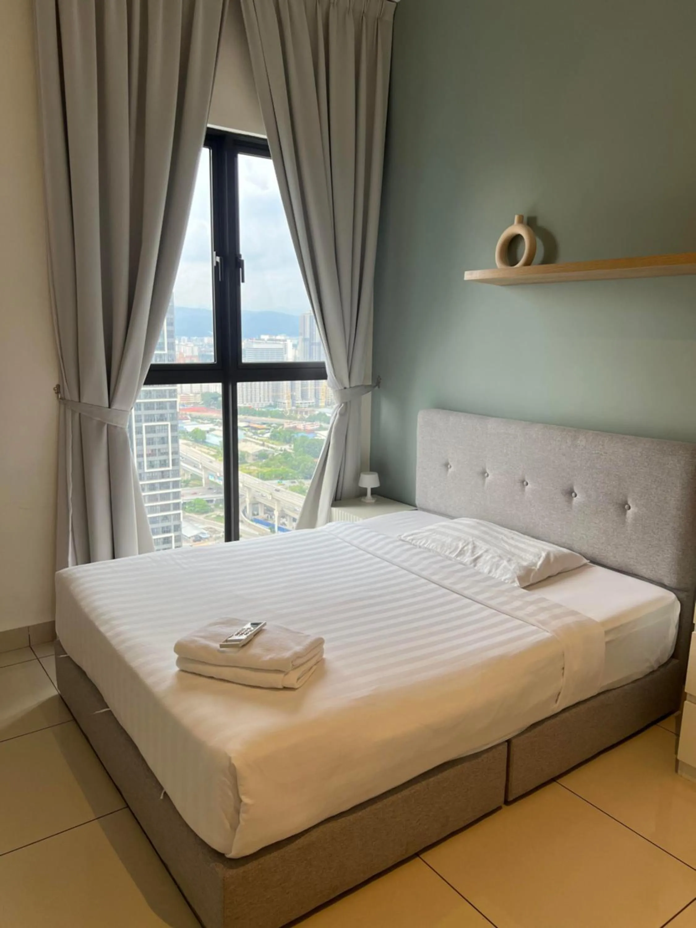 Bed in Trion Residence Kuala Lumpur by Luxe
