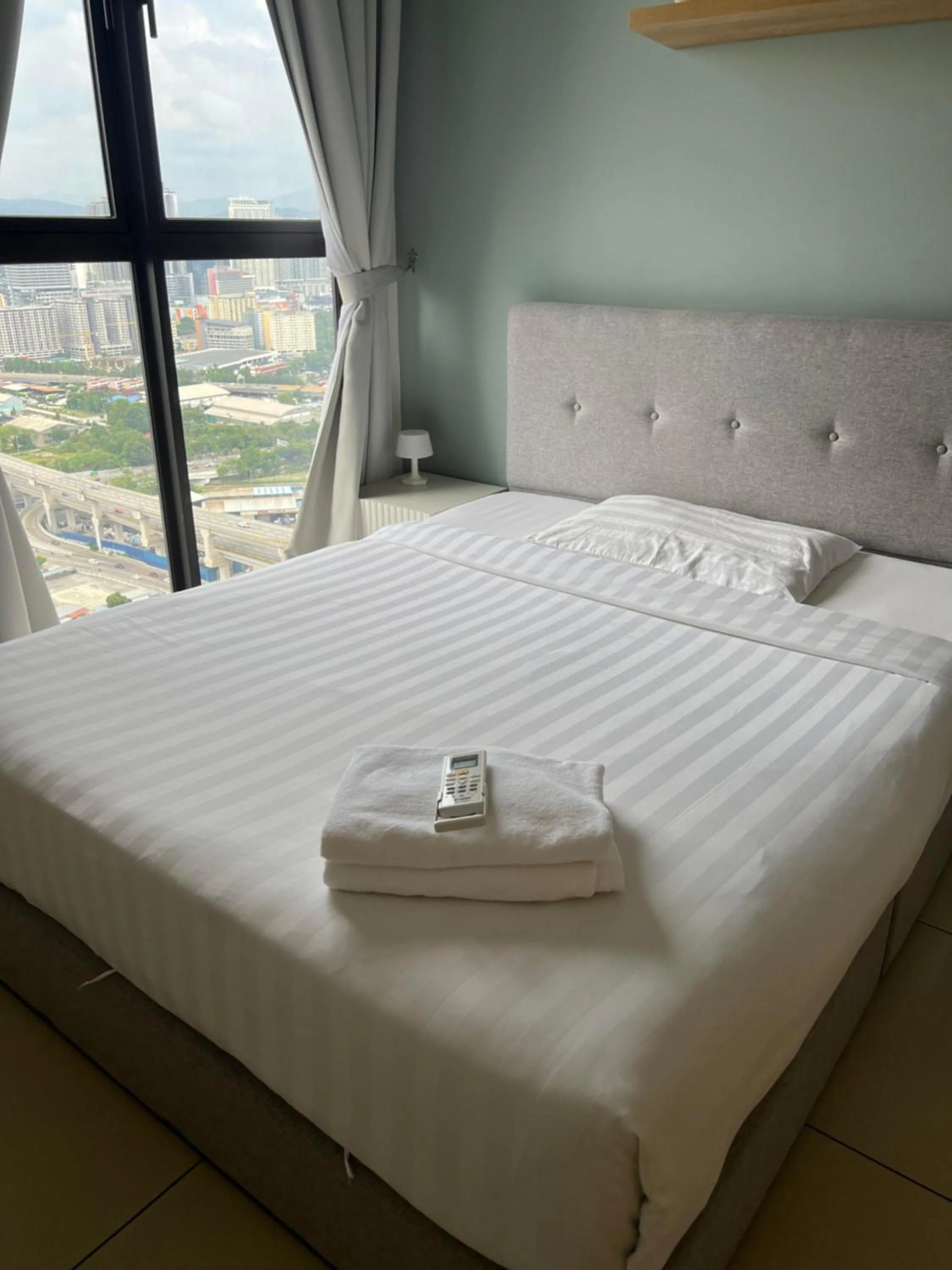 Bed in Trion Residence Kuala Lumpur by Luxe