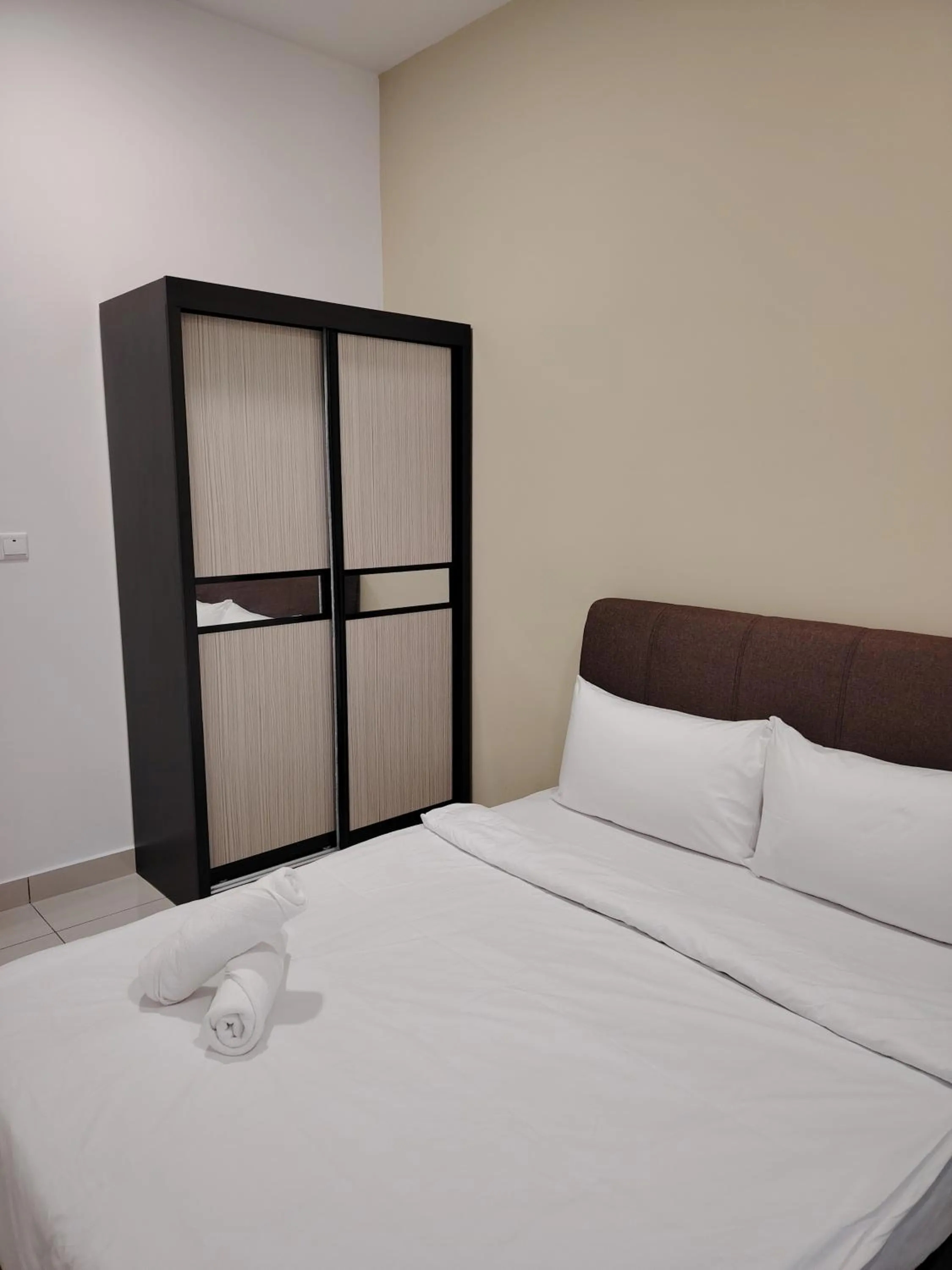 Bed in Trion Residence Kuala Lumpur by Luxe