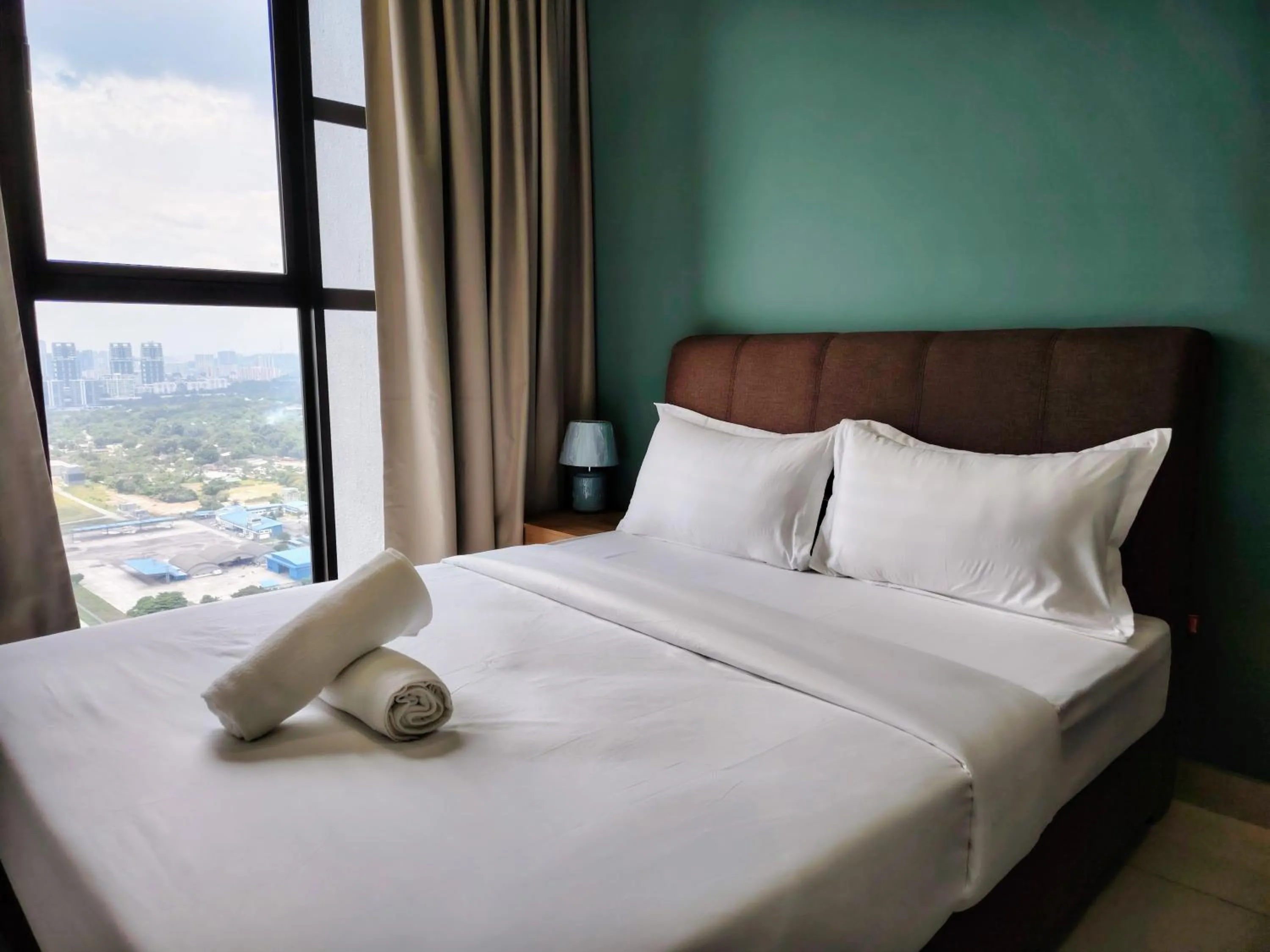 Bed in Trion Residence Kuala Lumpur by Luxe