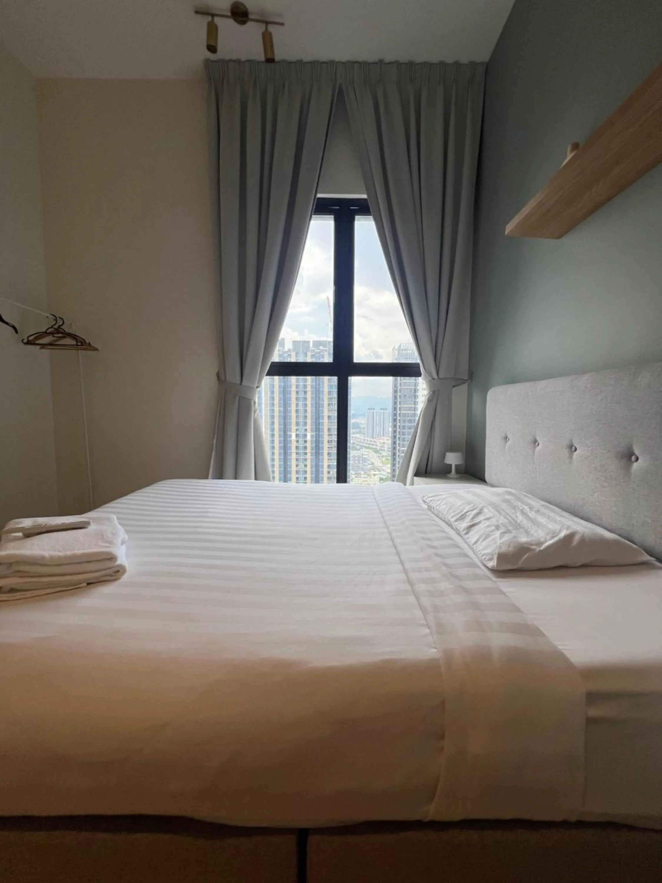 Bed in Trion Residence Kuala Lumpur by Luxe