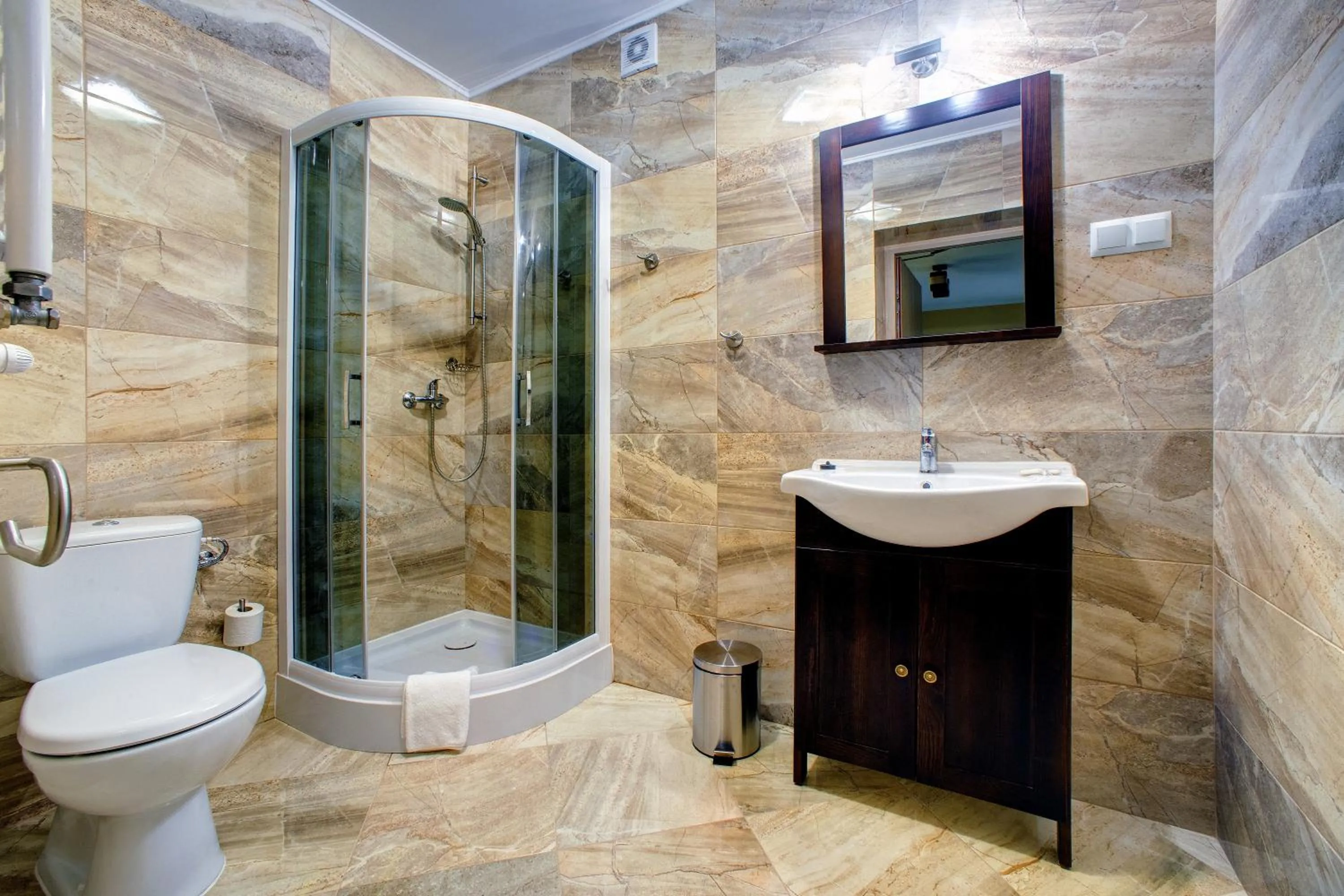 Shower in Zajazd Sanocki