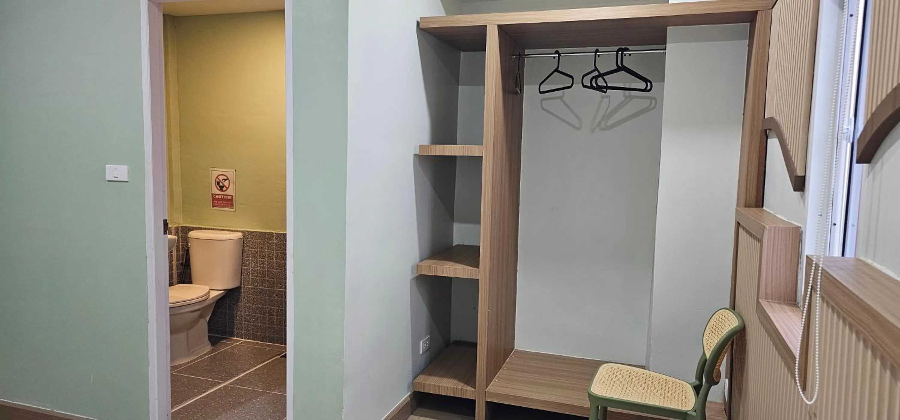 Toilet in Lub Nai Hostel