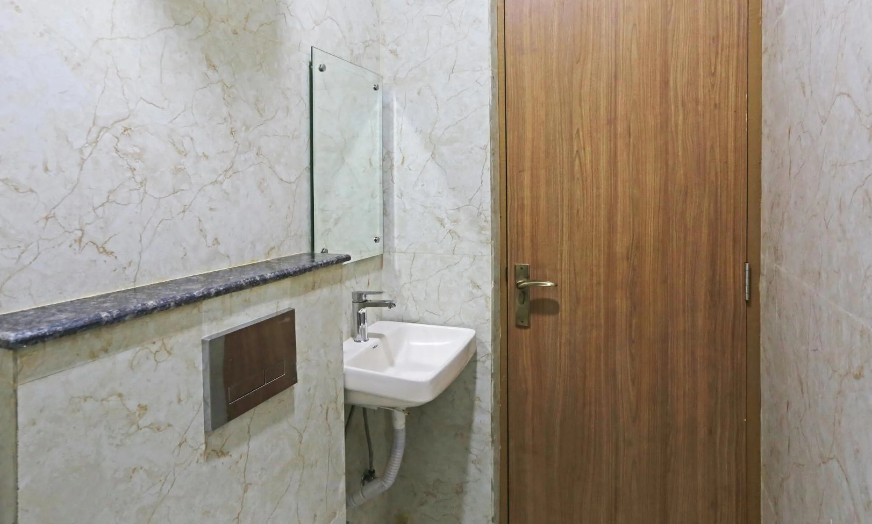 Toilet in Hotel Nova Inn Near Delhi Airport