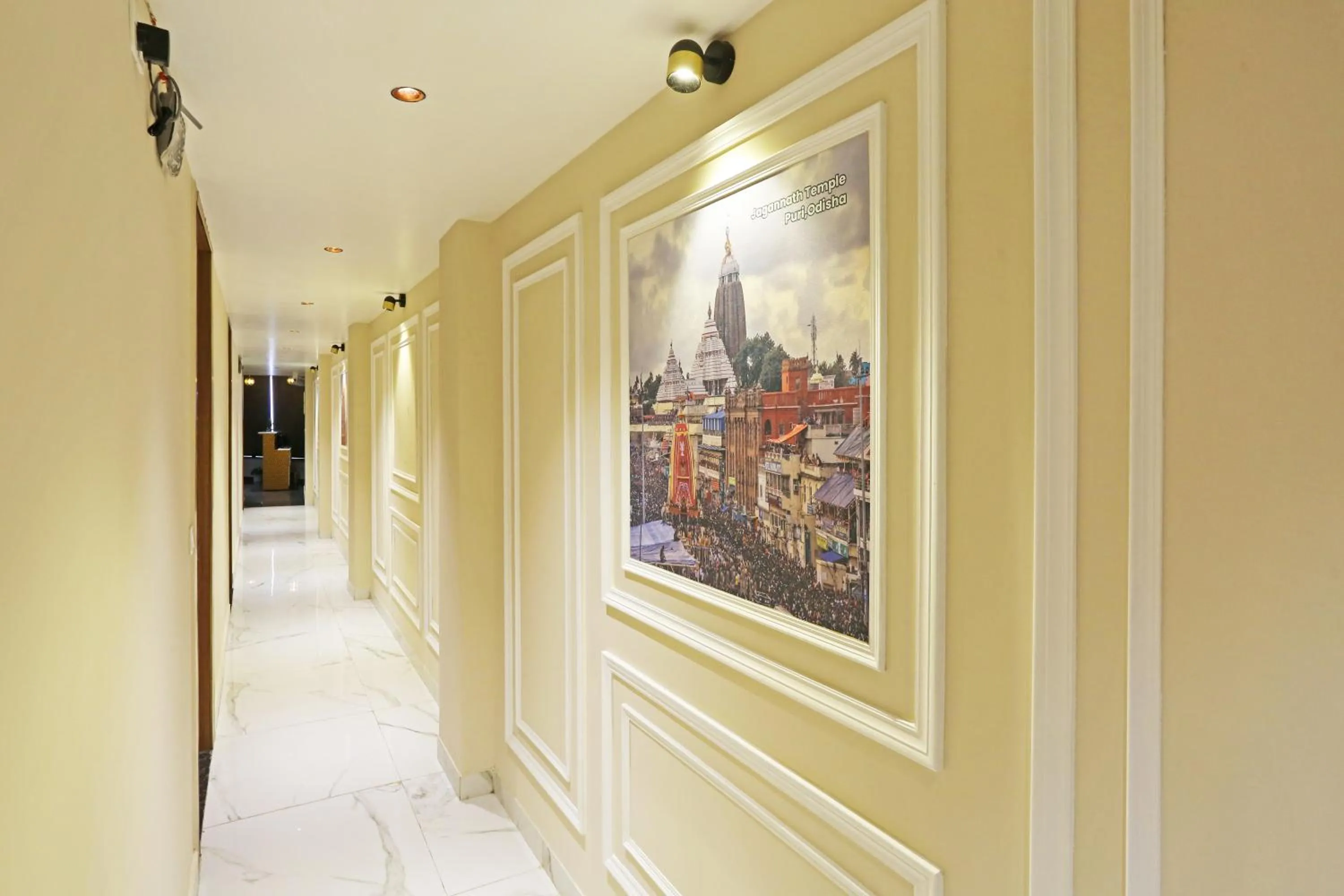 Decorative detail in Hotel Nova Inn Near Delhi Airport