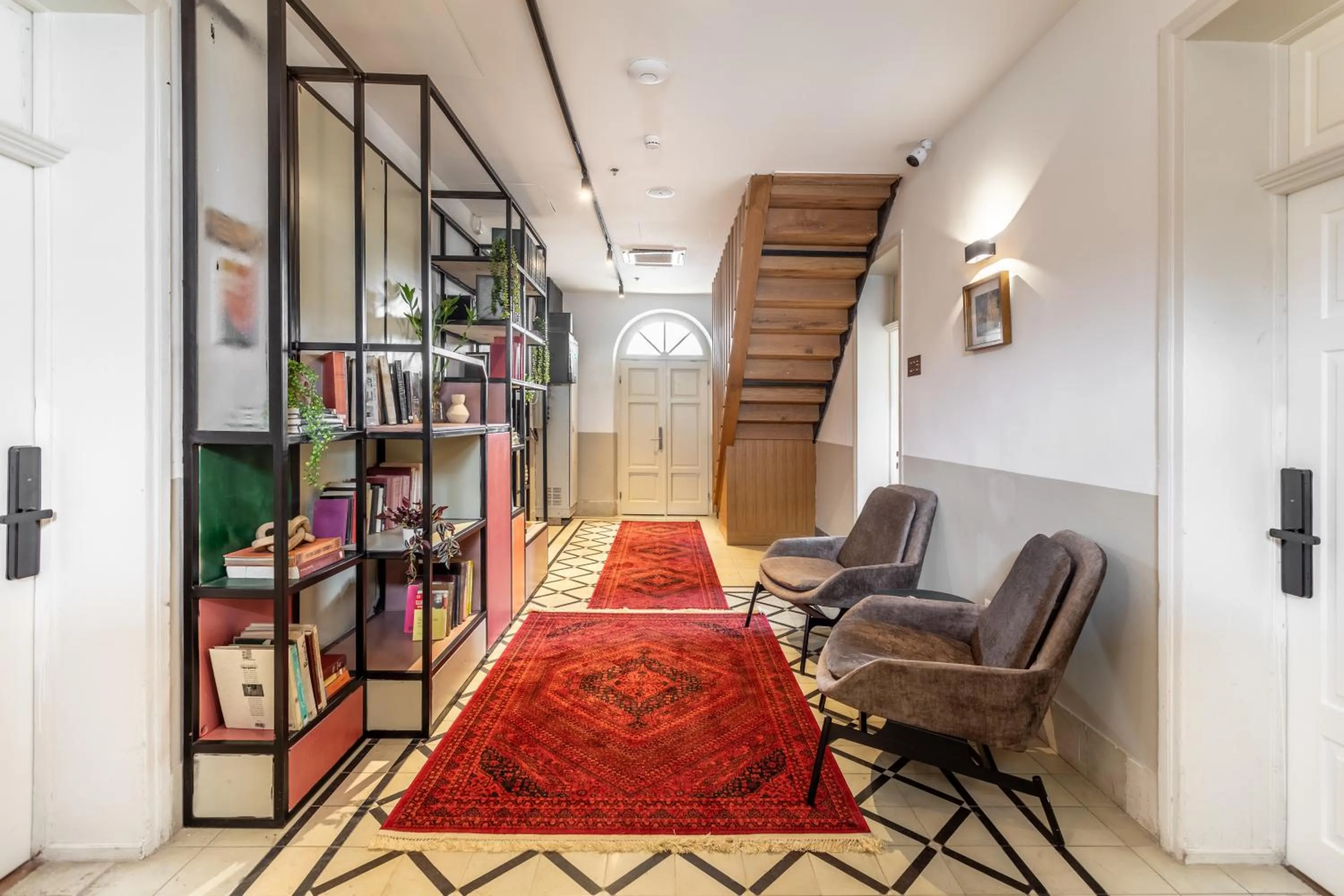 Library in THE GUTMAN TLV - Neve Tzedek
