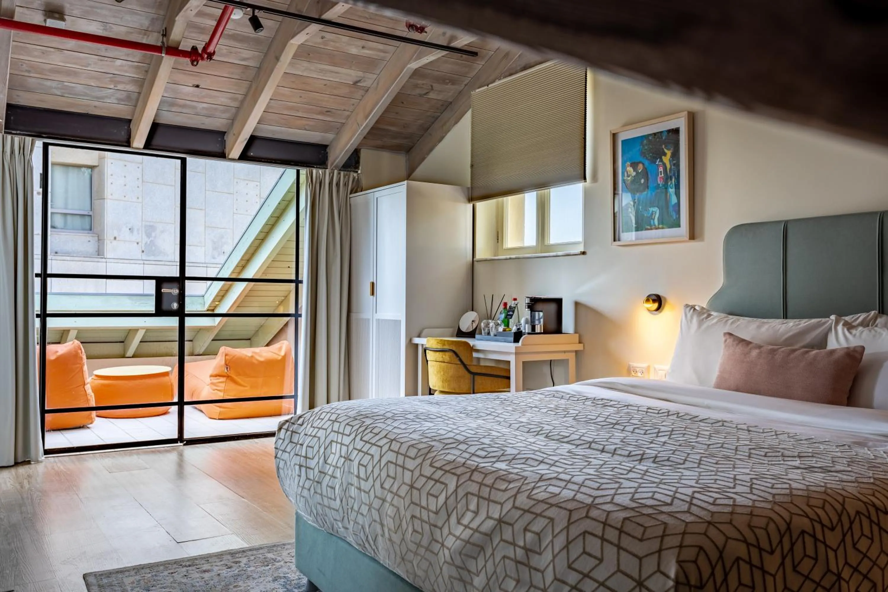 Bedroom, Bed in THE GUTMAN TLV - Neve Tzedek