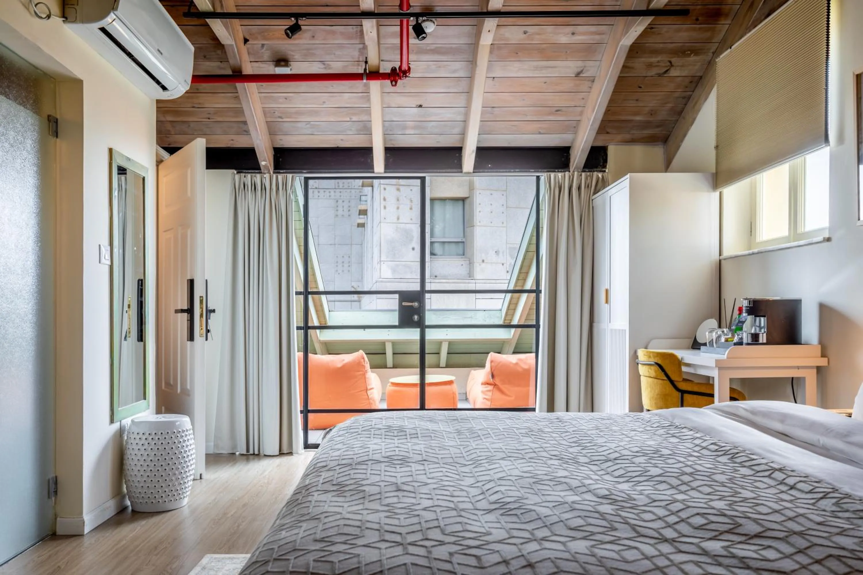 Bed in THE GUTMAN TLV - Neve Tzedek