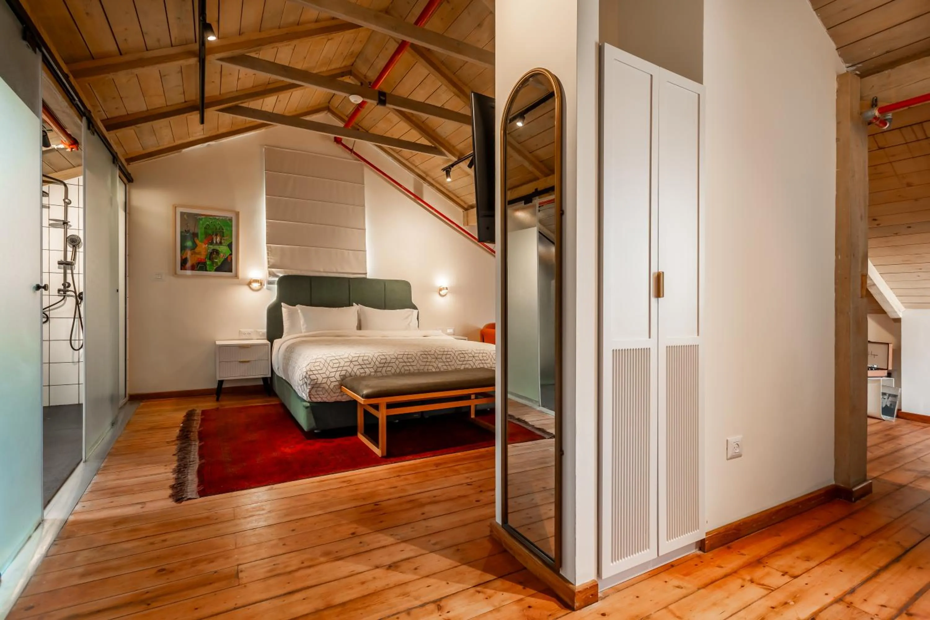 Photo of the whole room, Bed in THE GUTMAN TLV - Neve Tzedek