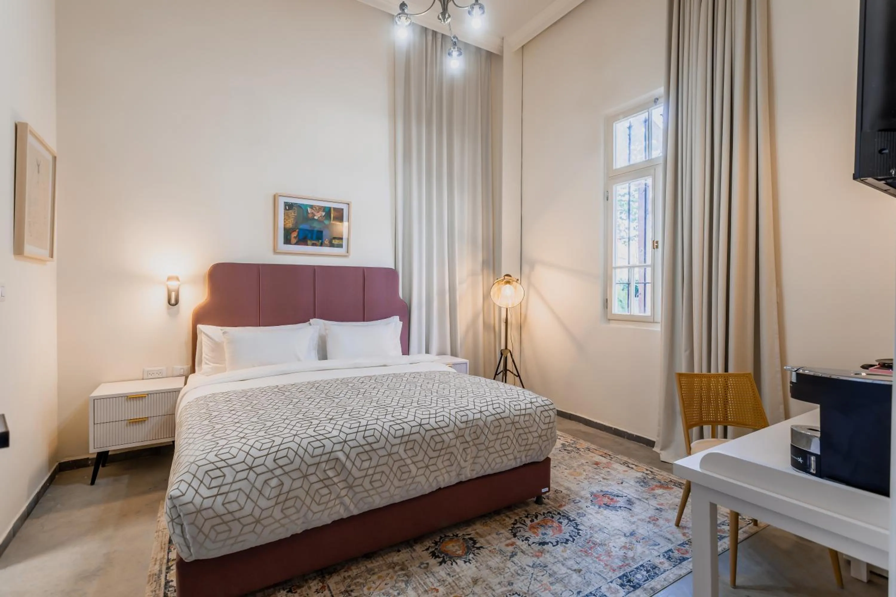 Bedroom, Bed in THE GUTMAN TLV - Neve Tzedek