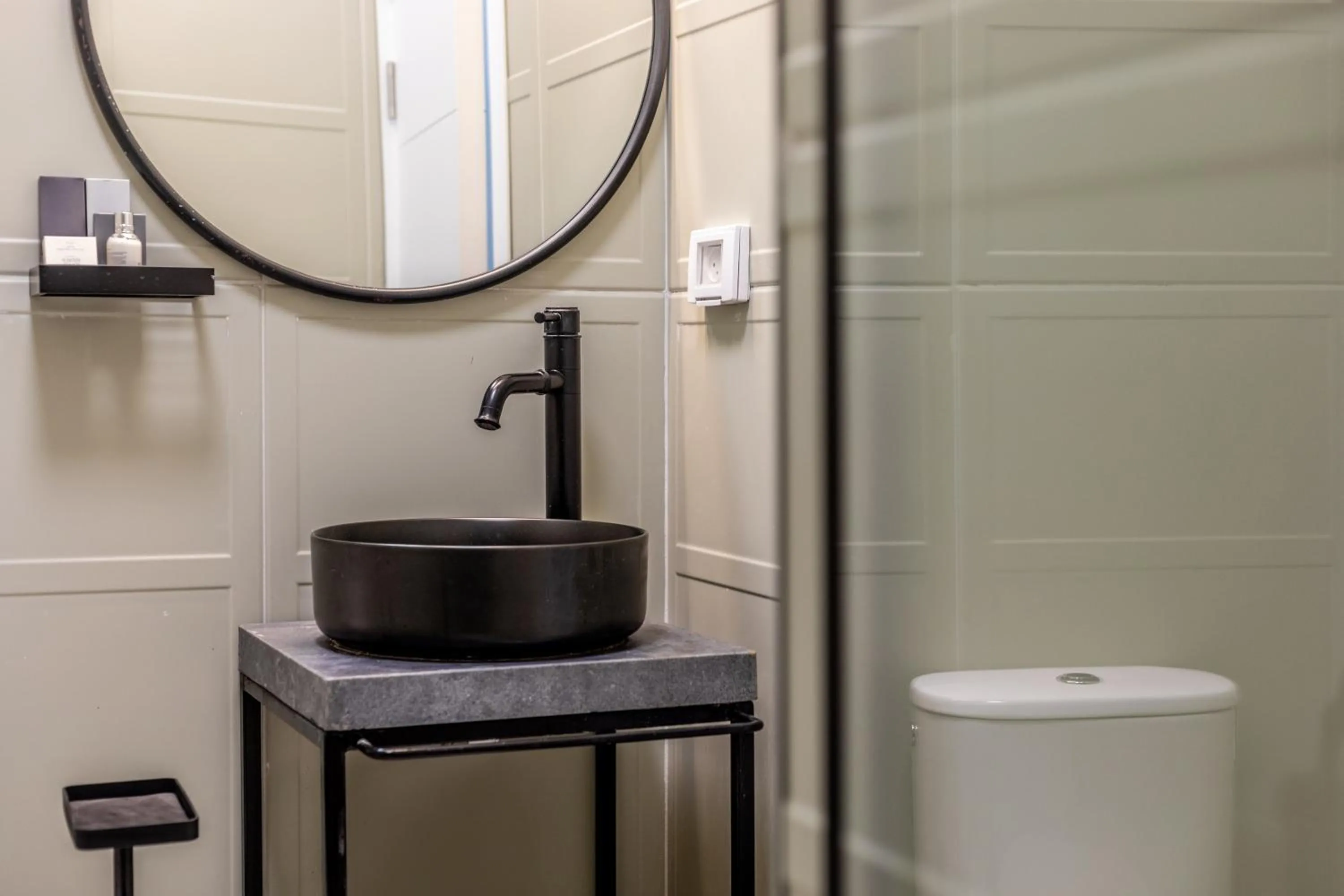 Bathroom in THE GUTMAN TLV - Neve Tzedek