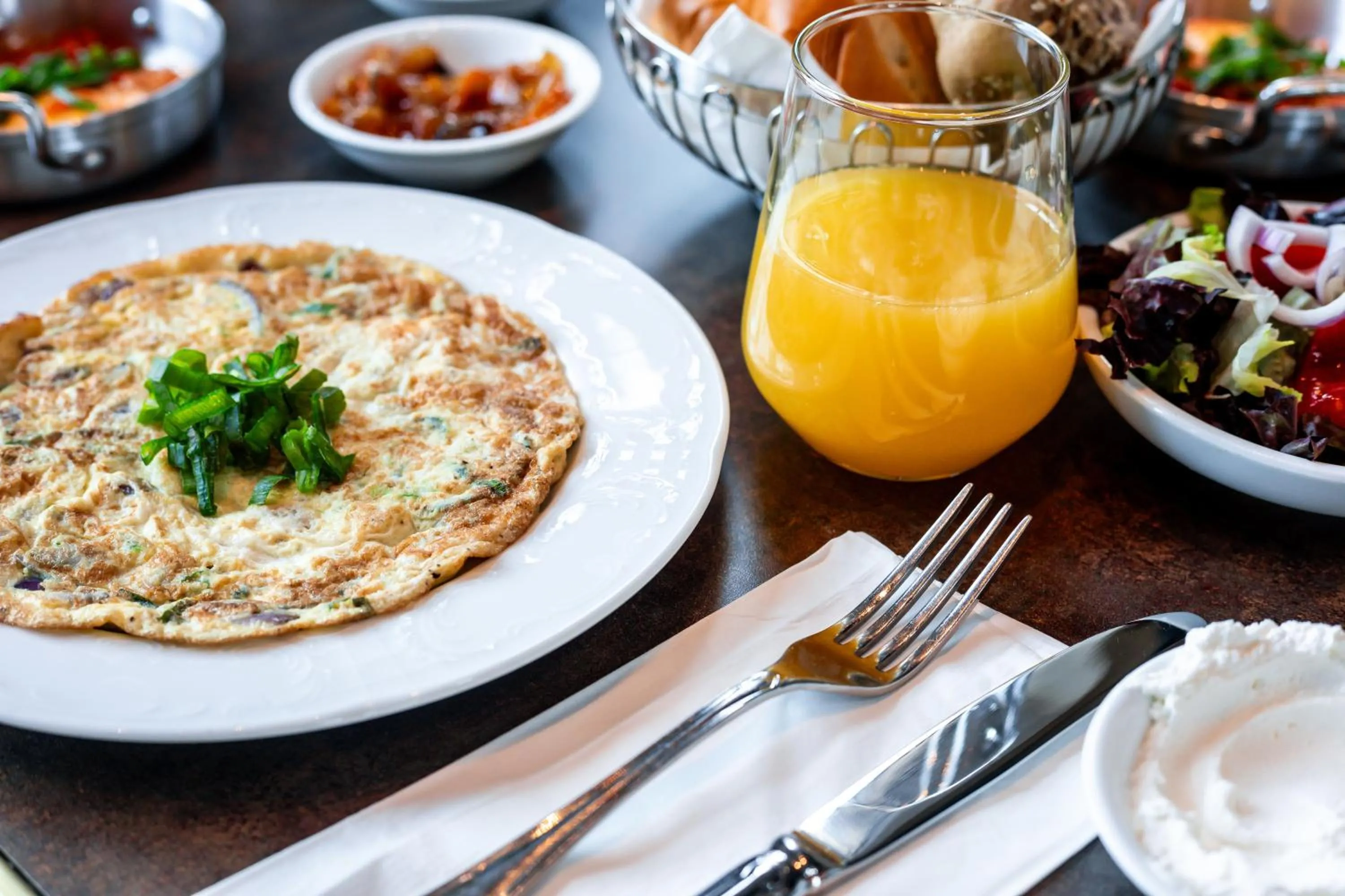 Breakfast in THE GUTMAN TLV - Neve Tzedek