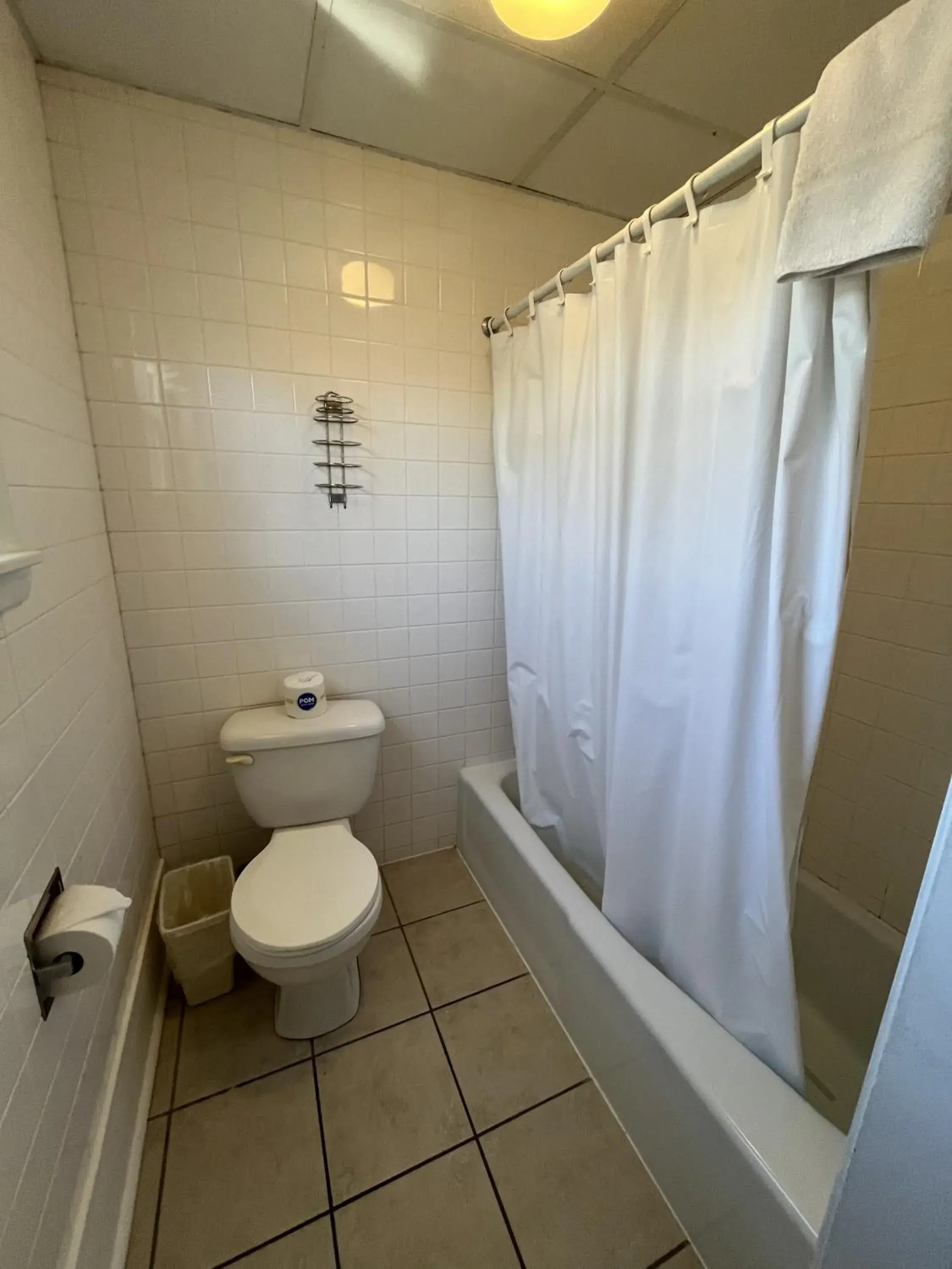 Main Building 2 Double Beds First Floor in Beau Rivage Motel Main Building 2 Double Beds First Floor in Beau Rivage Motel