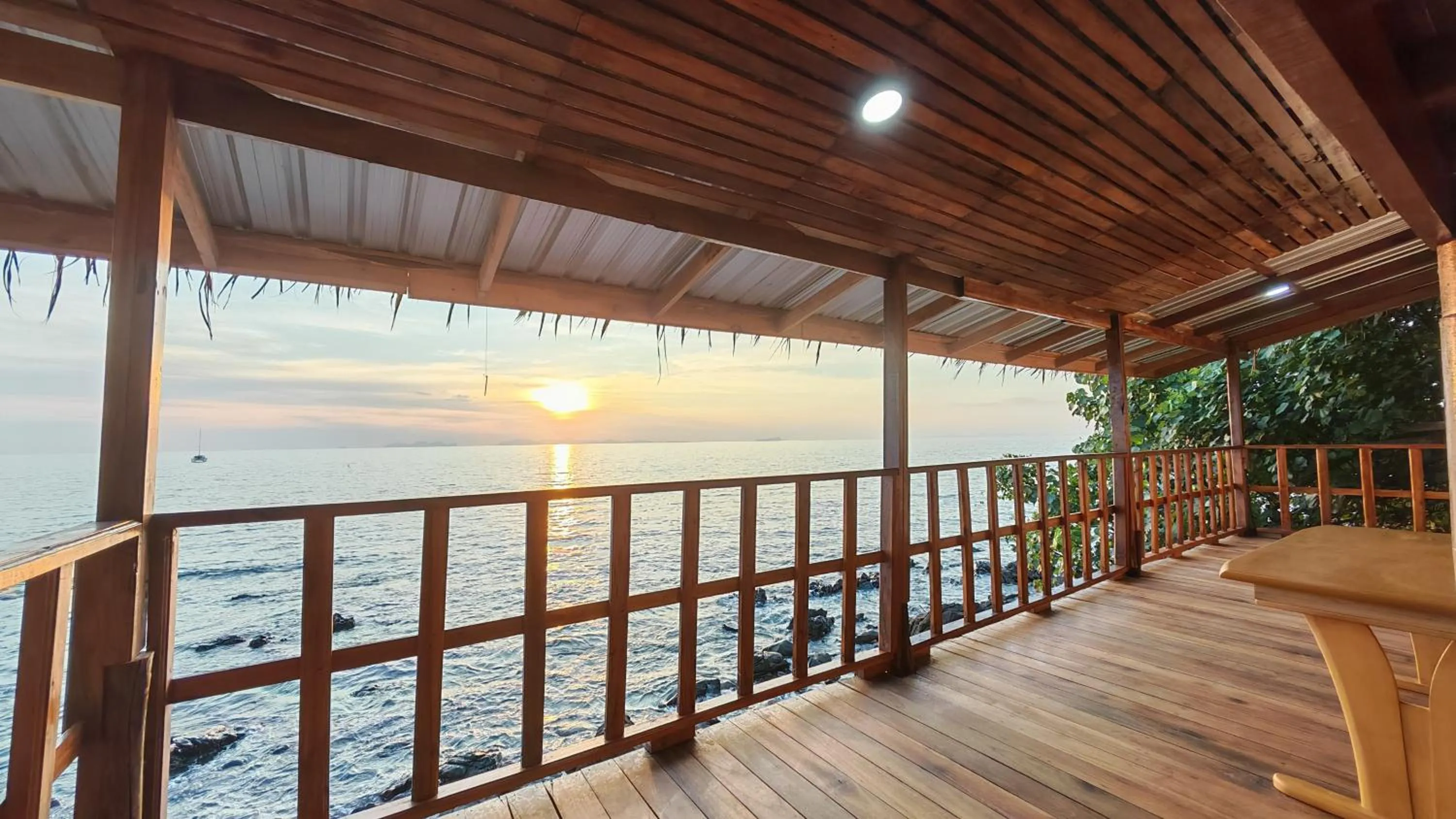 Velora Bay Koh Jum