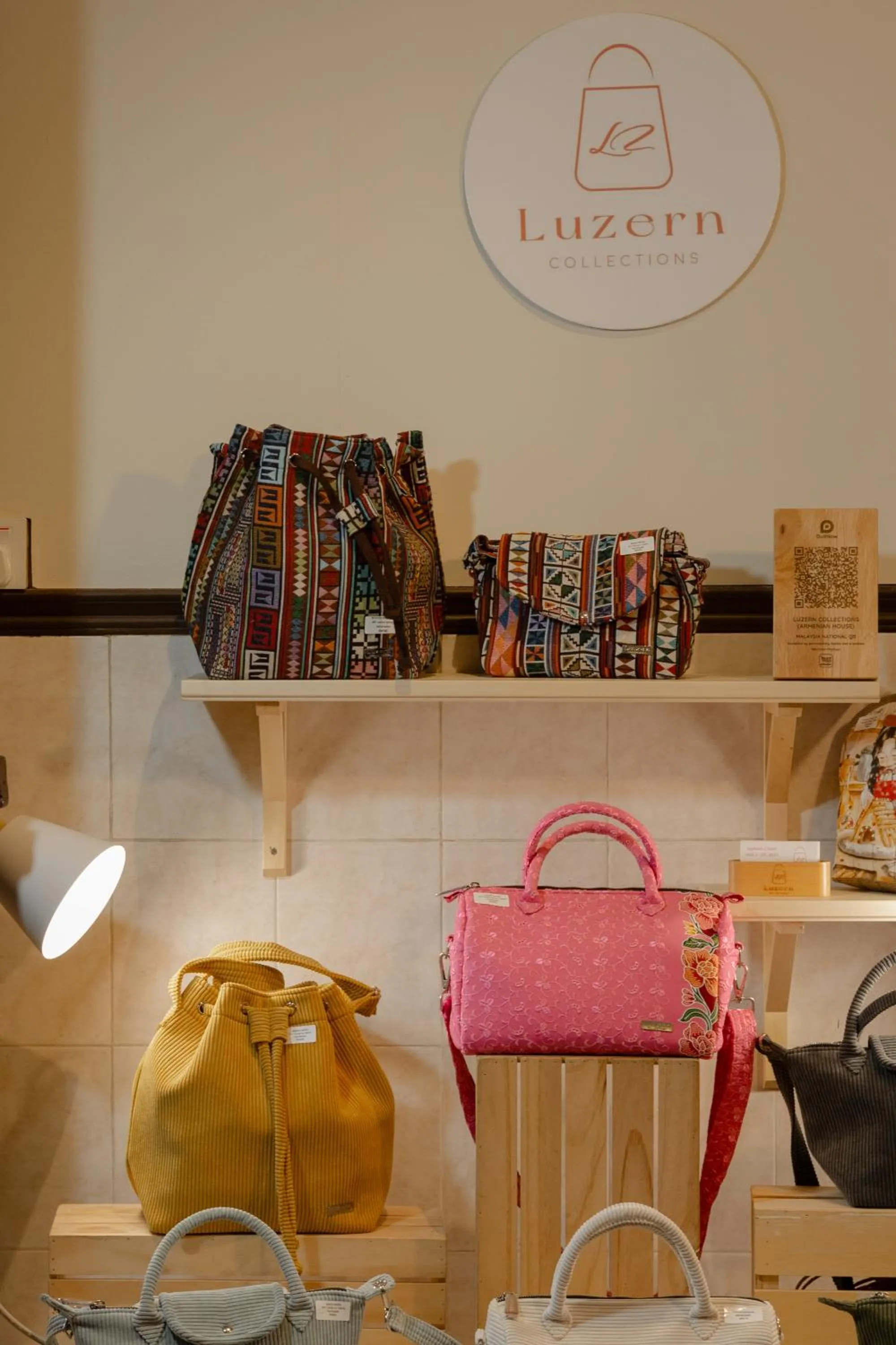 Property building in Armenian House by IIP