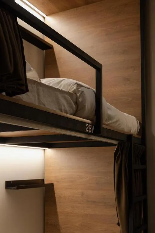 Bed in Armenian House by IIP