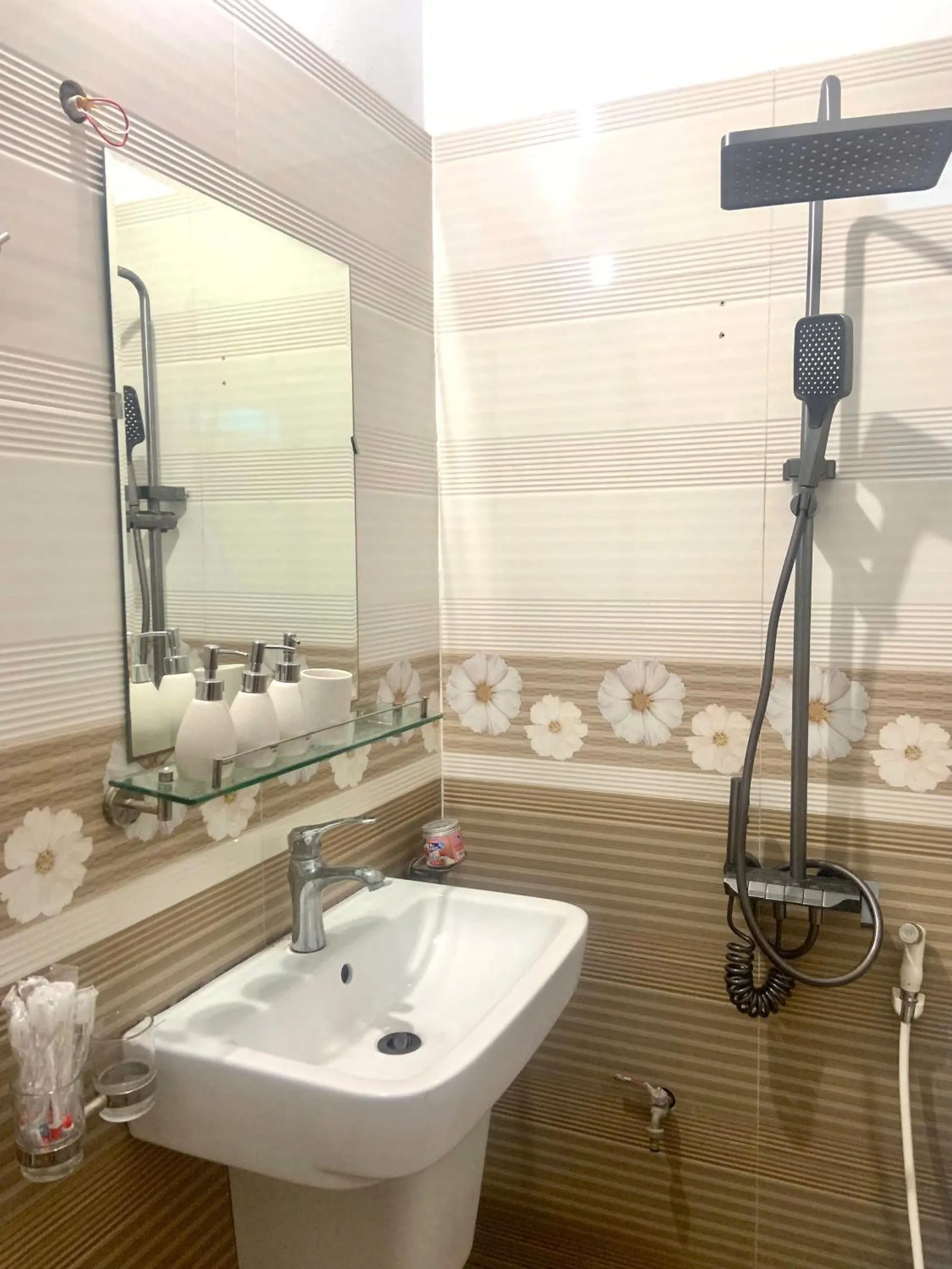 Shower in Ma Pi Adventures Ha Giang Loop Tour & Motorbike Rental