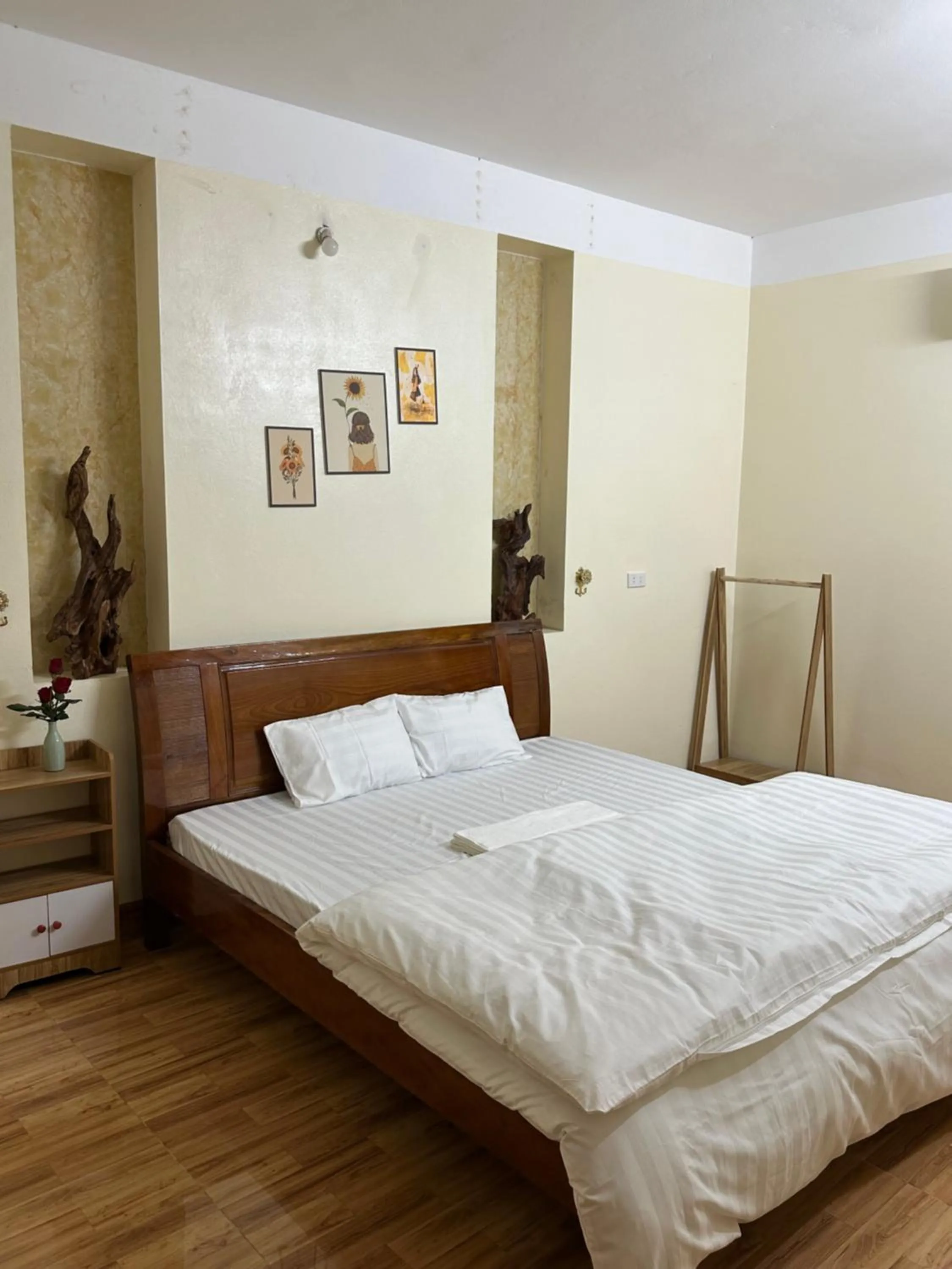 Bed in Ma Pi Adventures Ha Giang Loop Tour & Motorbike Rental