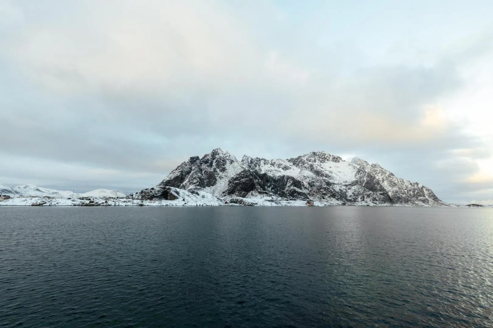 Nearby landmark in Skata Hotel Henningsvær