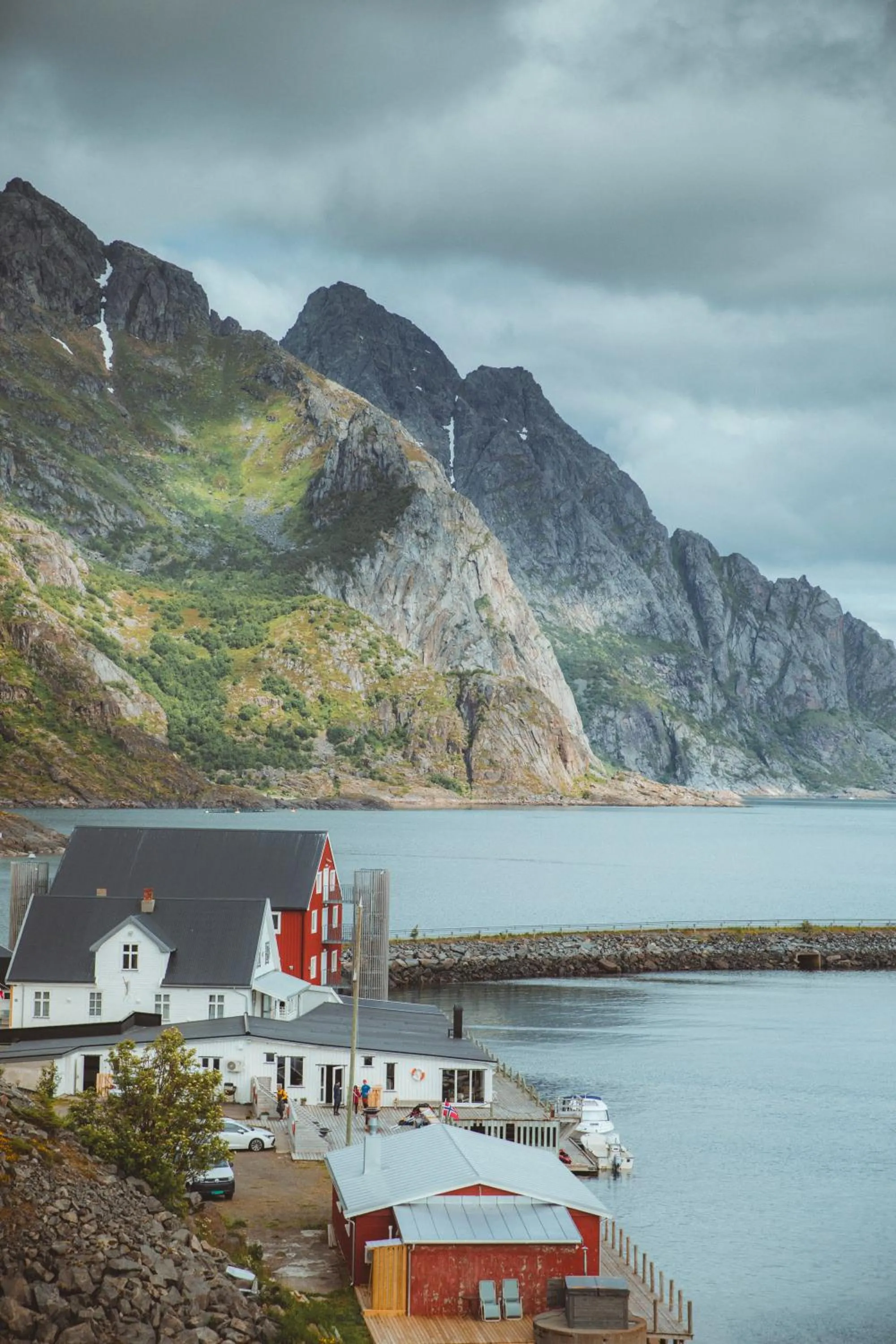 Natural landscape in Skata Hotel Henningsvær