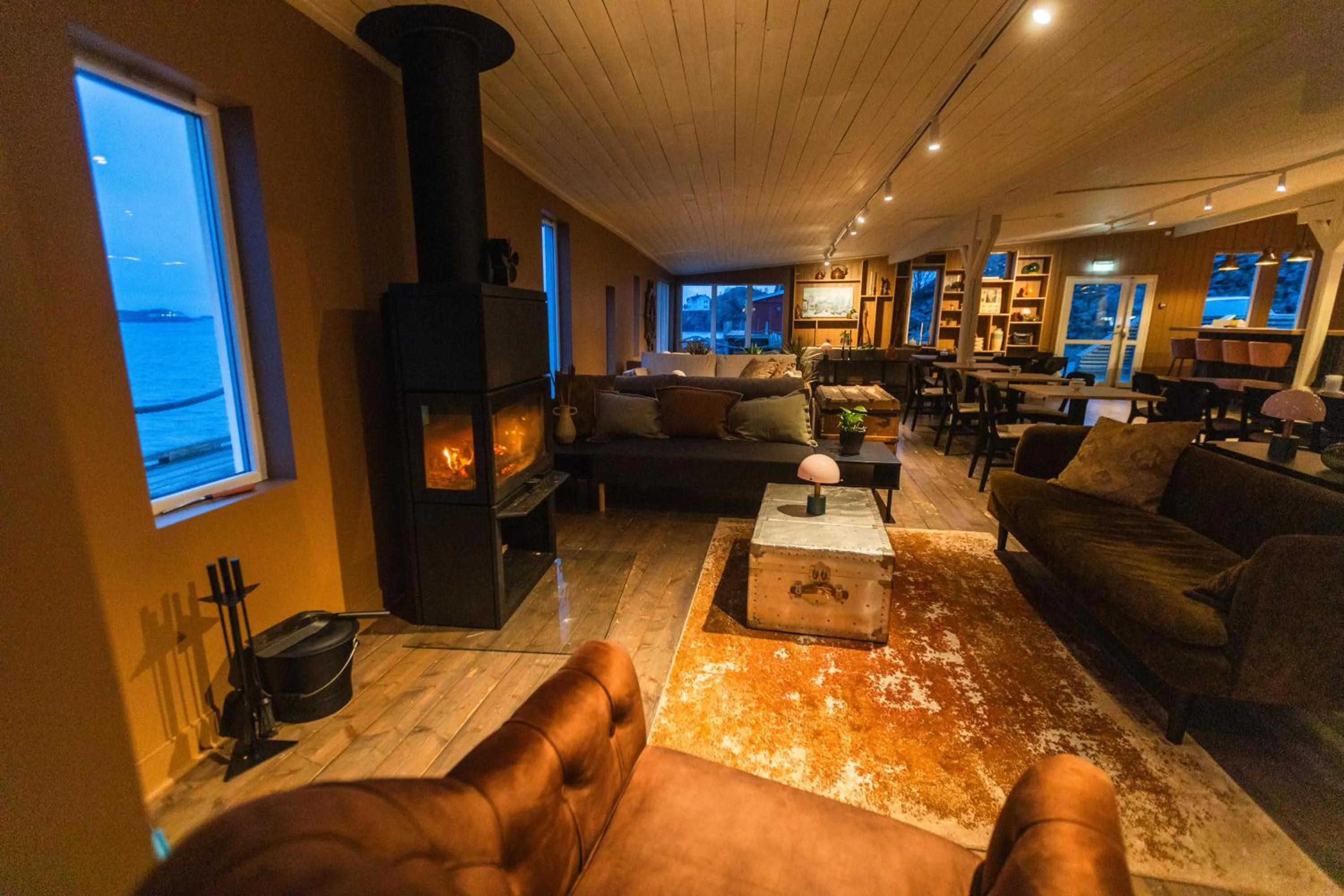 Property building in Skata Hotel Henningsvær
