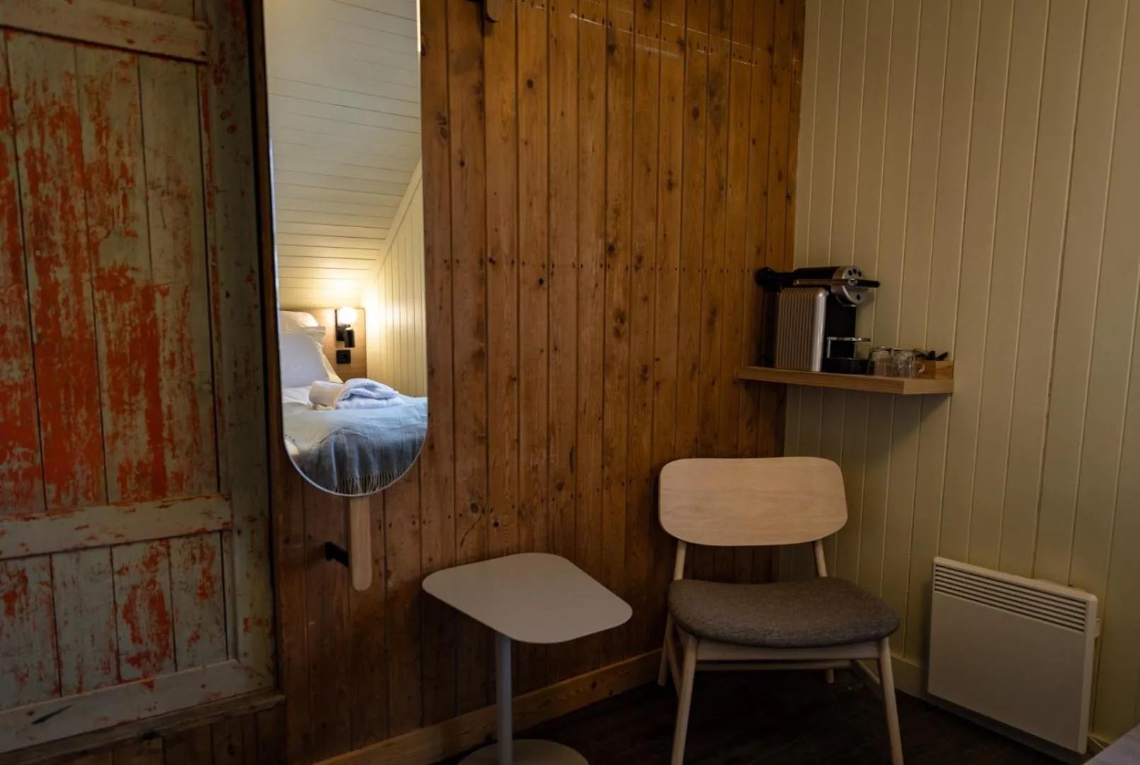 Coffee/tea facilities in Skata Hotel Henningsvær