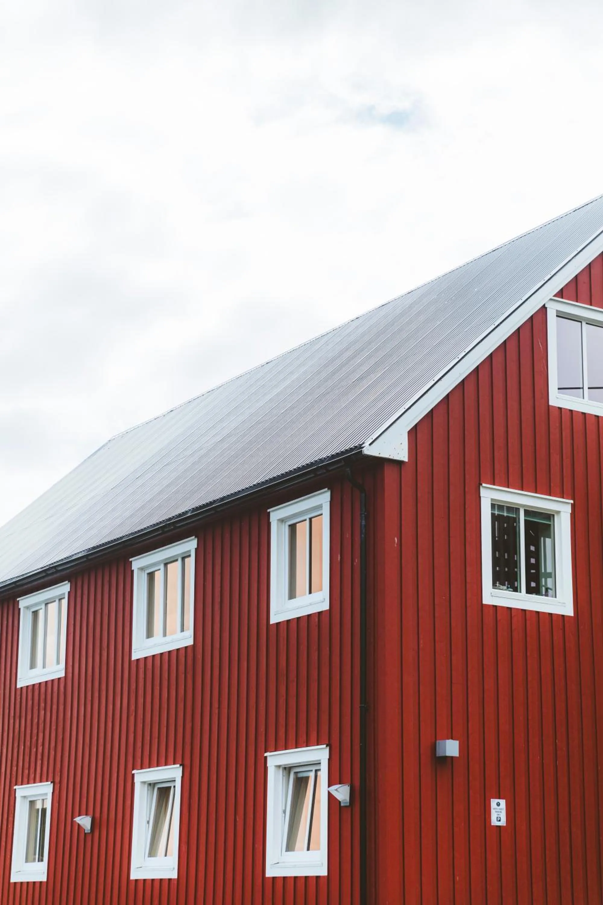 Property building in Skata Hotel Henningsvær