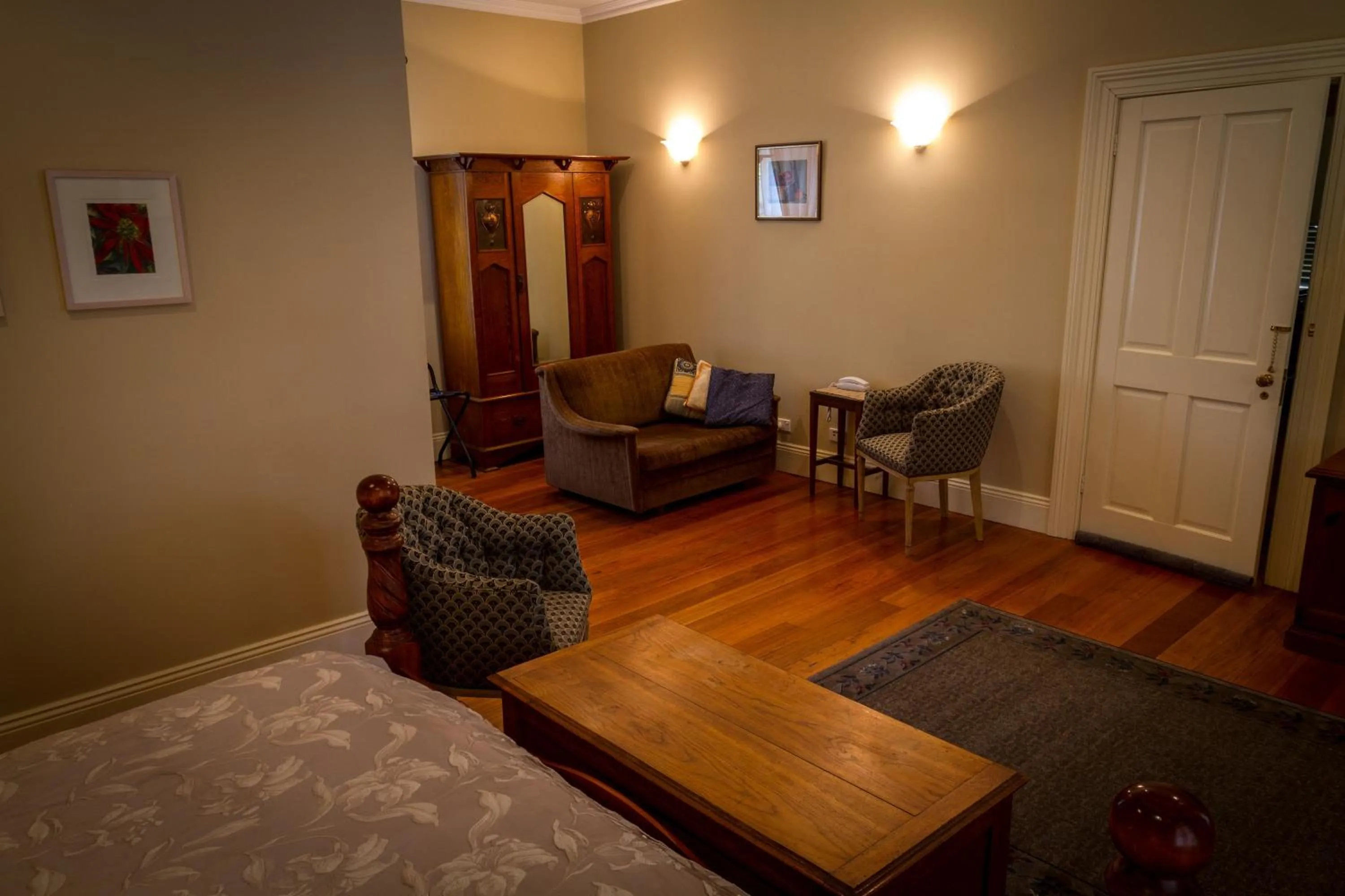 Seating area in Tizzana Winery Bed and Breakfast