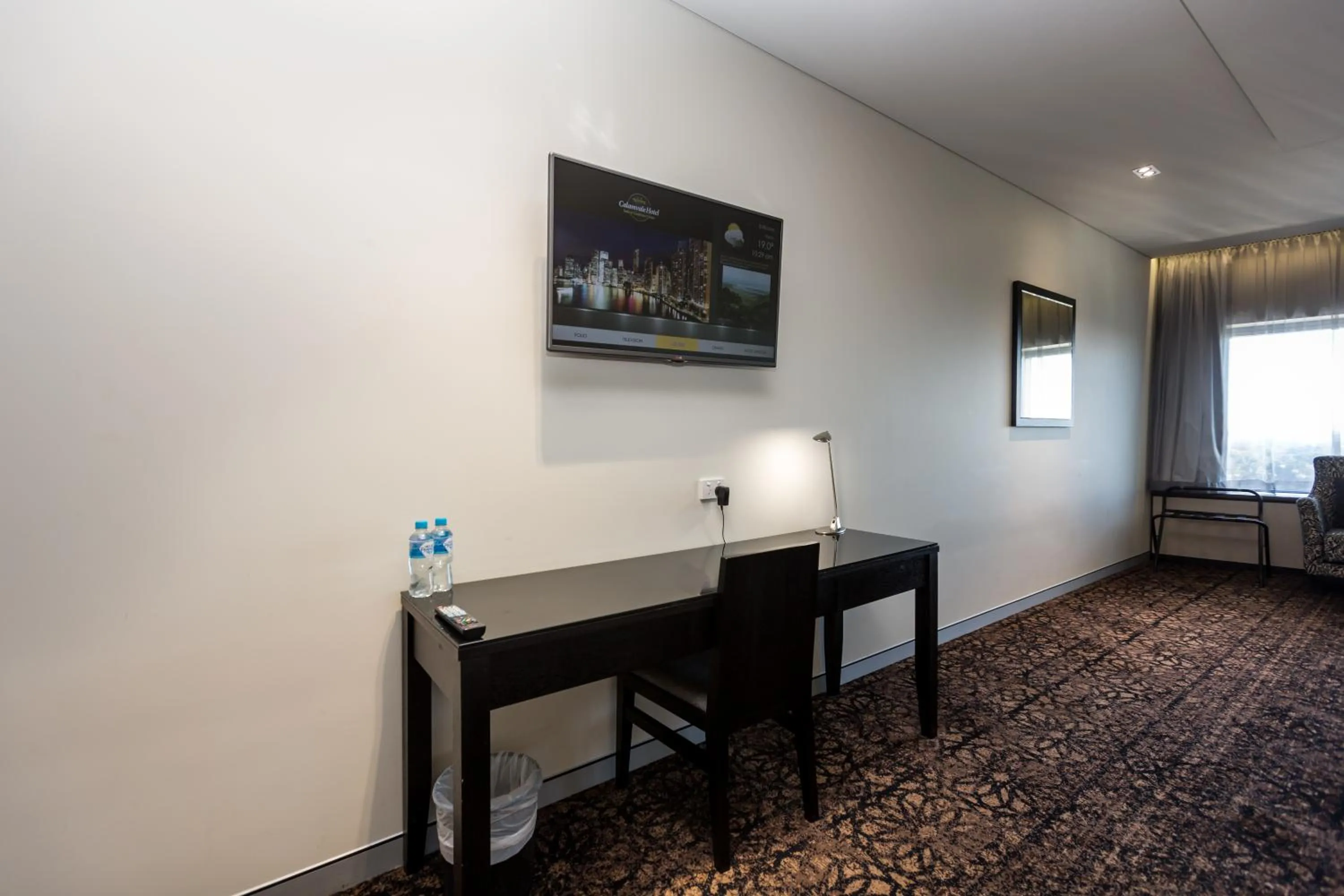 Calamvale Hotel Suites and Conference Centre