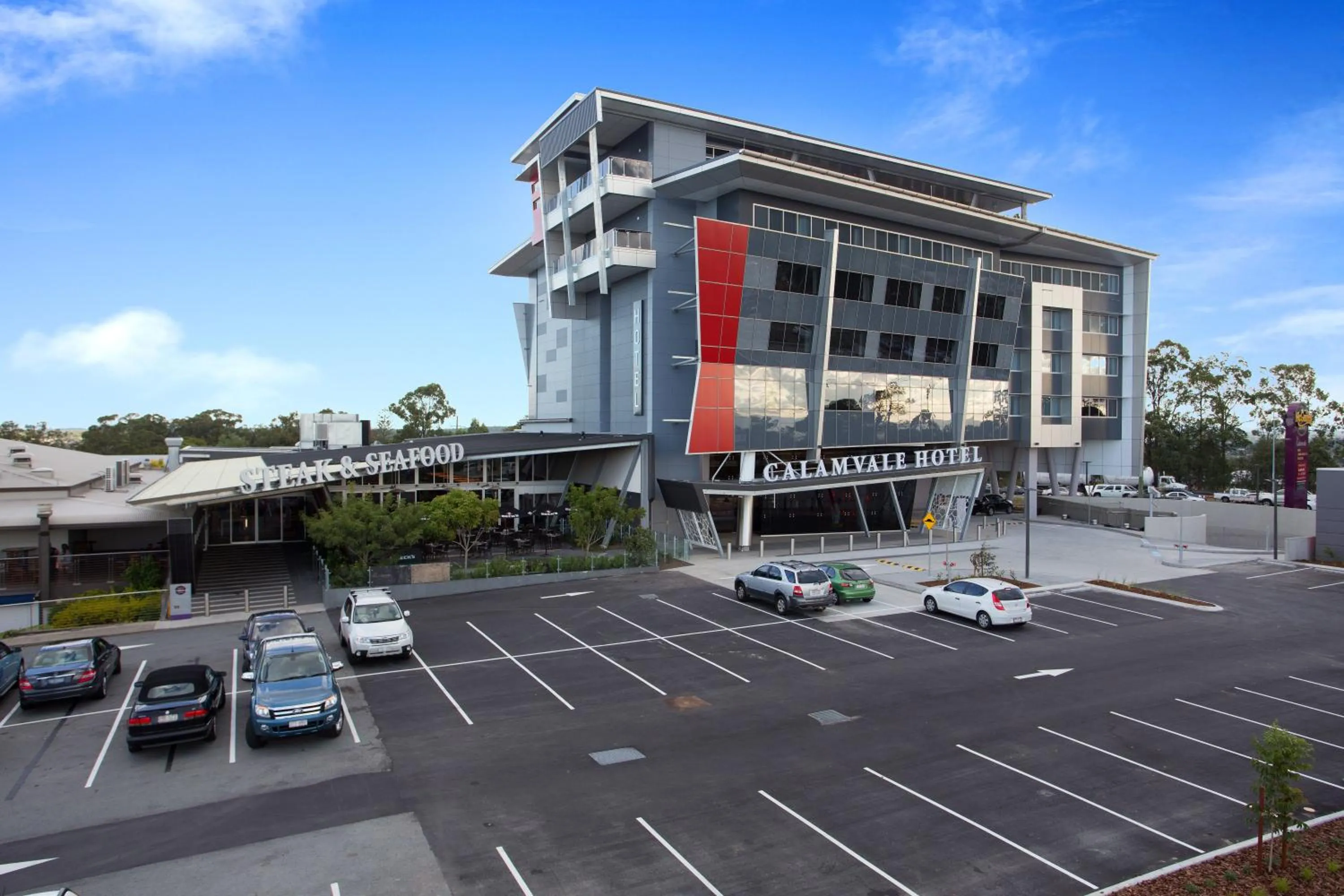 Property building in Calamvale Hotel Suites and Conference Centre