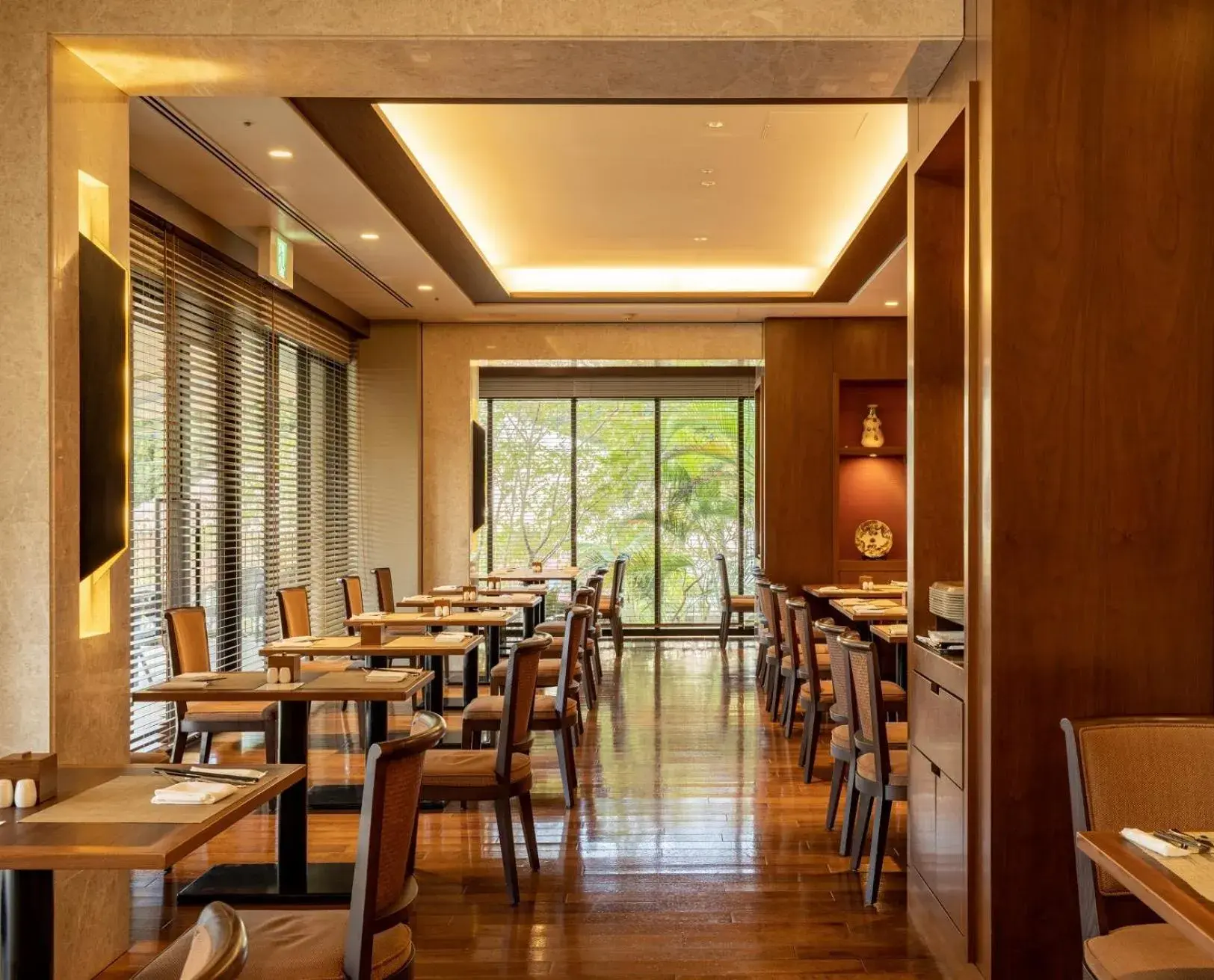 Restaurant/places to eat in Hyatt Regency Naha, Okinawa Restaurant/places to eat in Hyatt Regency Naha, Okinawa