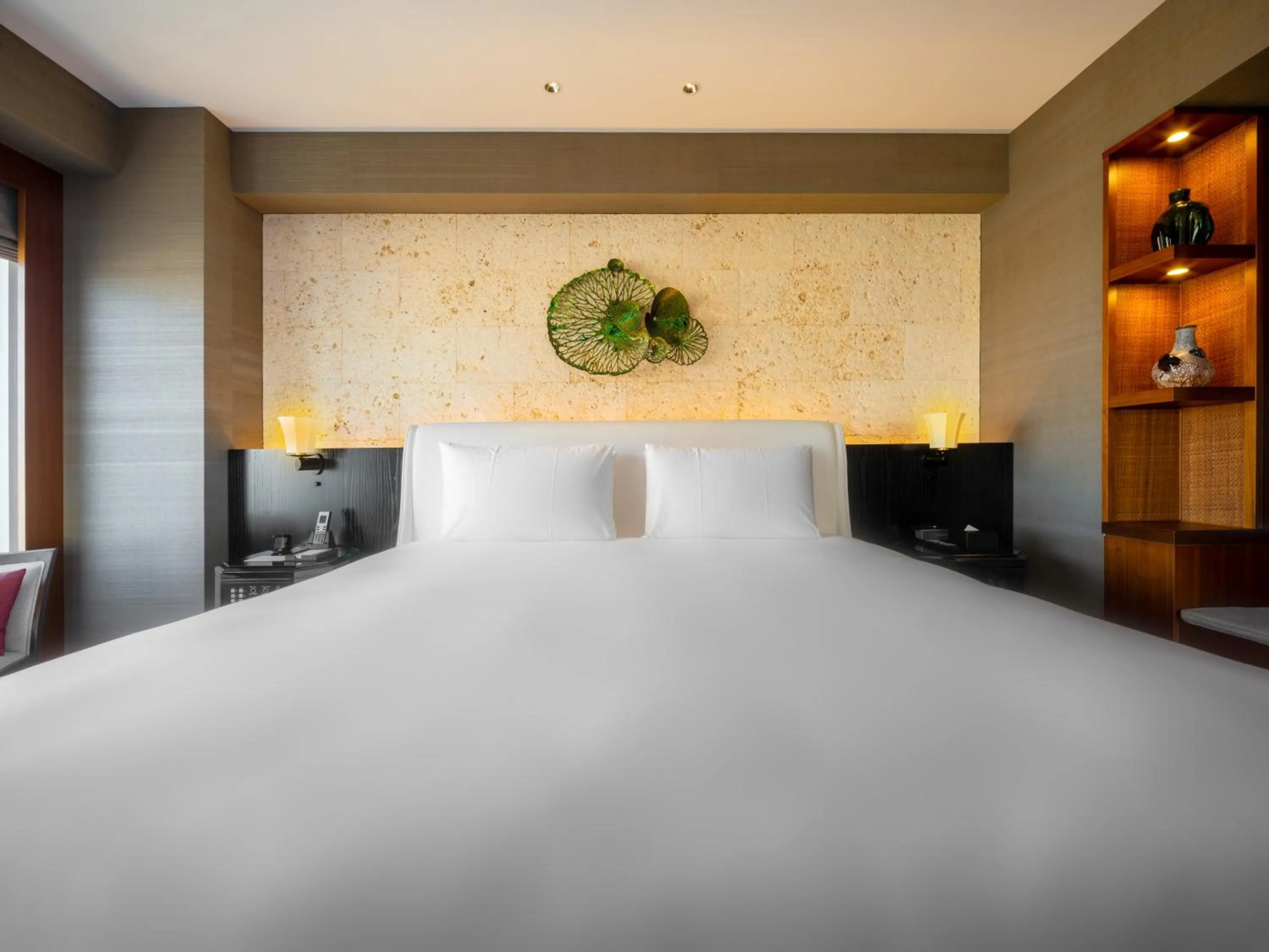 Bed in Hyatt Regency Naha, Okinawa