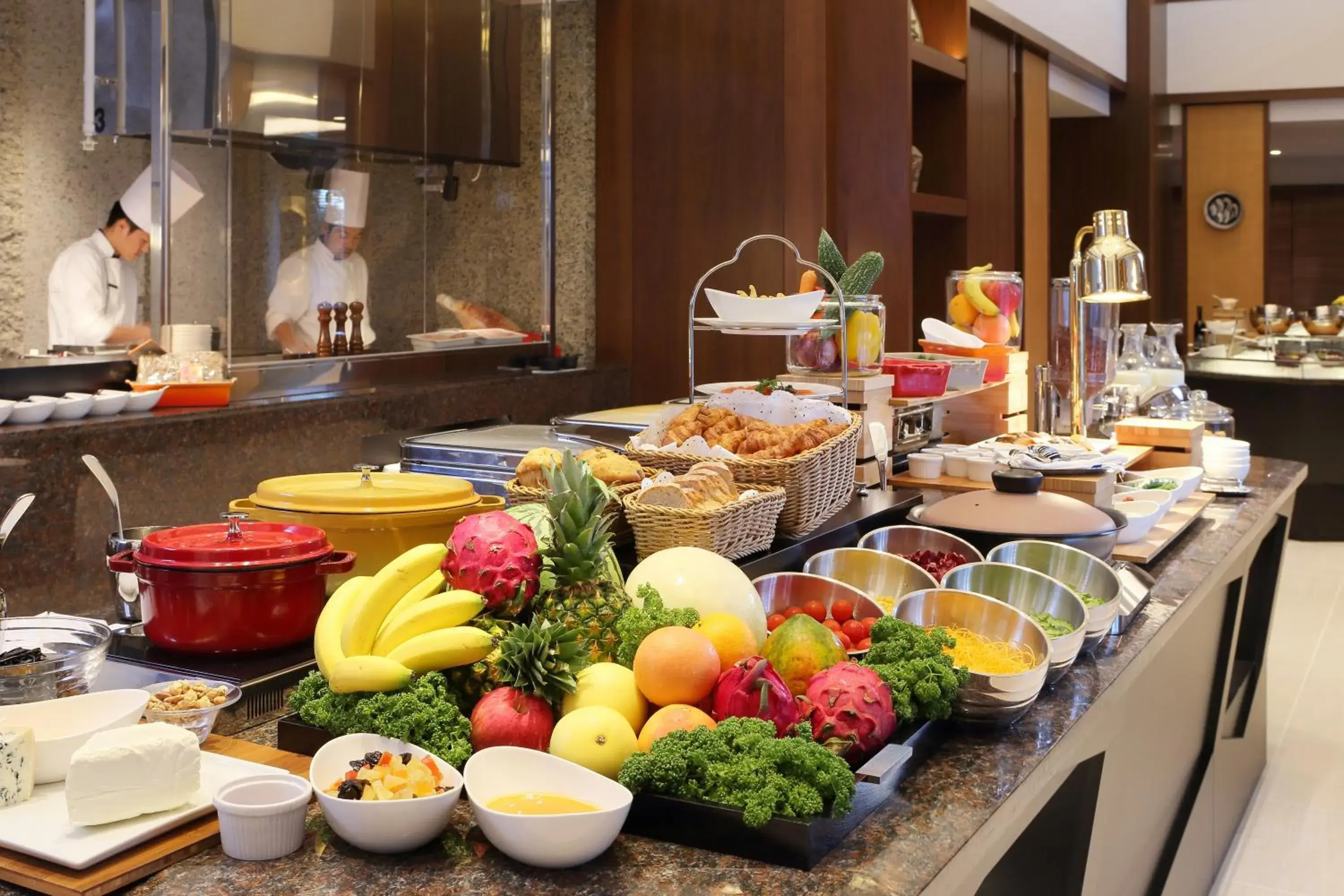 Restaurant/places to eat in Hyatt Regency Naha, Okinawa Restaurant/places to eat in Hyatt Regency Naha, Okinawa